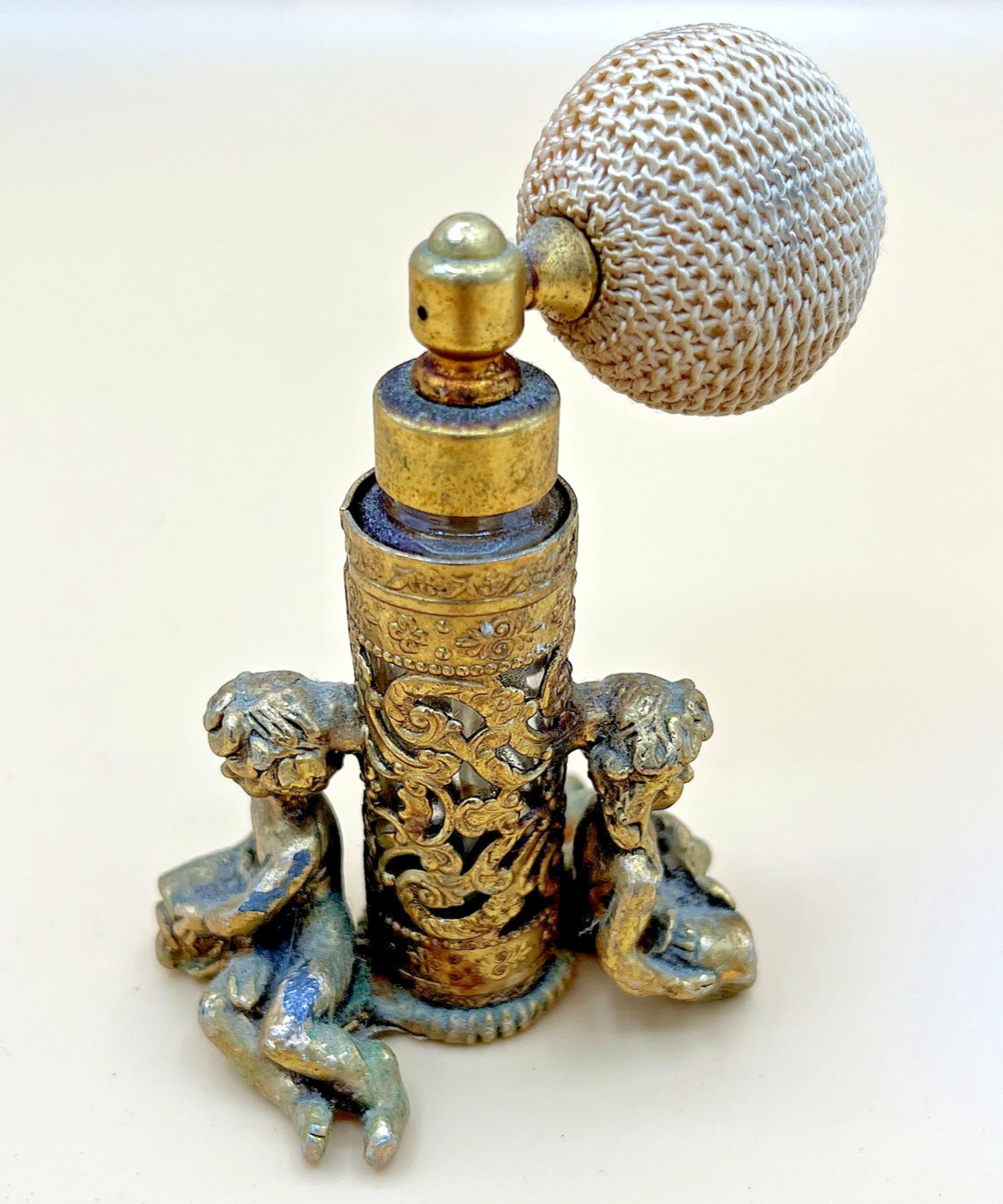Stylebuilt Accessories 24K Gold Plated Cherub Perfume Atomizer Vanity Ormolu Stylebuilt Accessories 24K Gold Plated Cherub Perfume Atomizer Vanity Ormolu