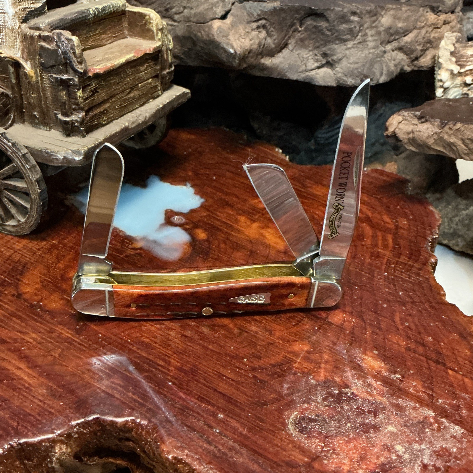 Case XX Pocket Worn 6318 SS Stockman 3-Blade Mahogany Bone SS Slipjoint Case XX Pocket Worn 6318 SS Stockman 3-Blade Mahogany Bone SS Slipjoint