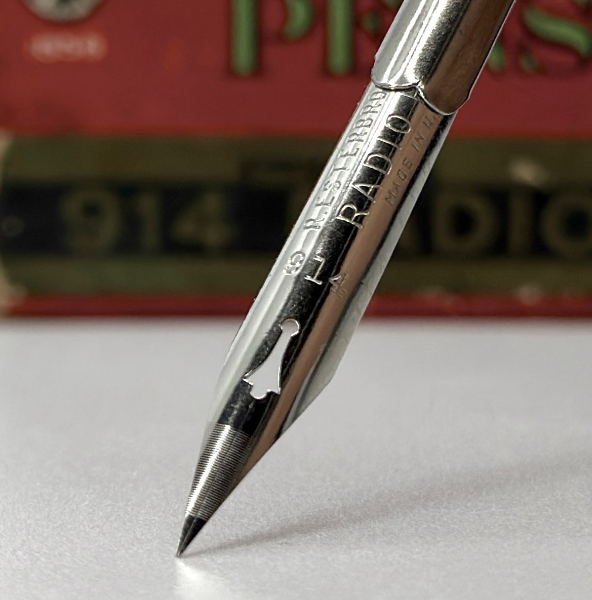 Esterbrook 914 Radio Pen Nib - 1940s Vintage Charles Schulz Pen Esterbrook 914 Radio Pen Nib - 1940s Vintage Charles Schulz Pen