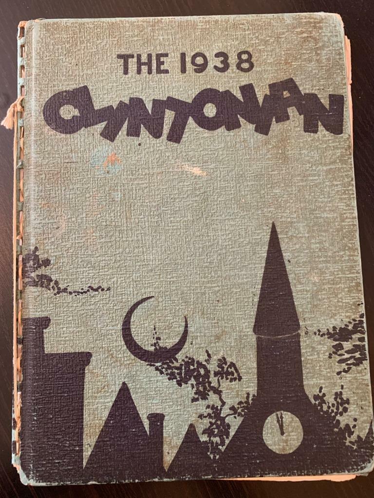 Clinton High School Yearbook 1938 "Clintonian" 38 Clinton, Iowa IA Clinton High School Yearbook 1938 "Clintonian" 38 Clinton, Iowa IA