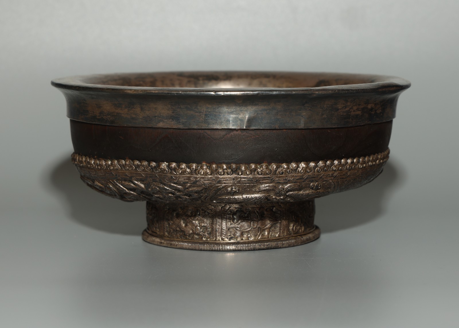 Real Tibet 19/20th Century Old Carved "Tibet Silver" Wood Ritual Offering Bowl Real Tibet 19/20th Century Old Carved "Tibet Silver" Wood Ritual Offering Bowl
