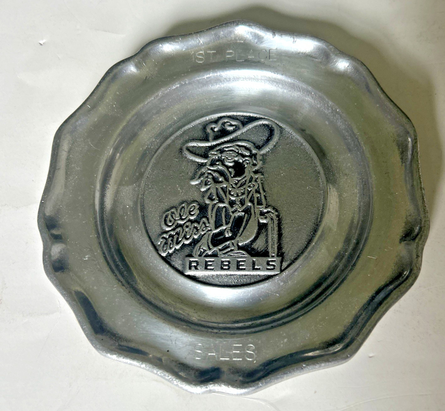 VTG Pewtarex Ole Miss 10 1/2" pewter dish-Colonel Reb-University of Mississippi VTG Pewtarex Ole Miss 10 1/2" pewter dish-Colonel Reb-University of Mississippi