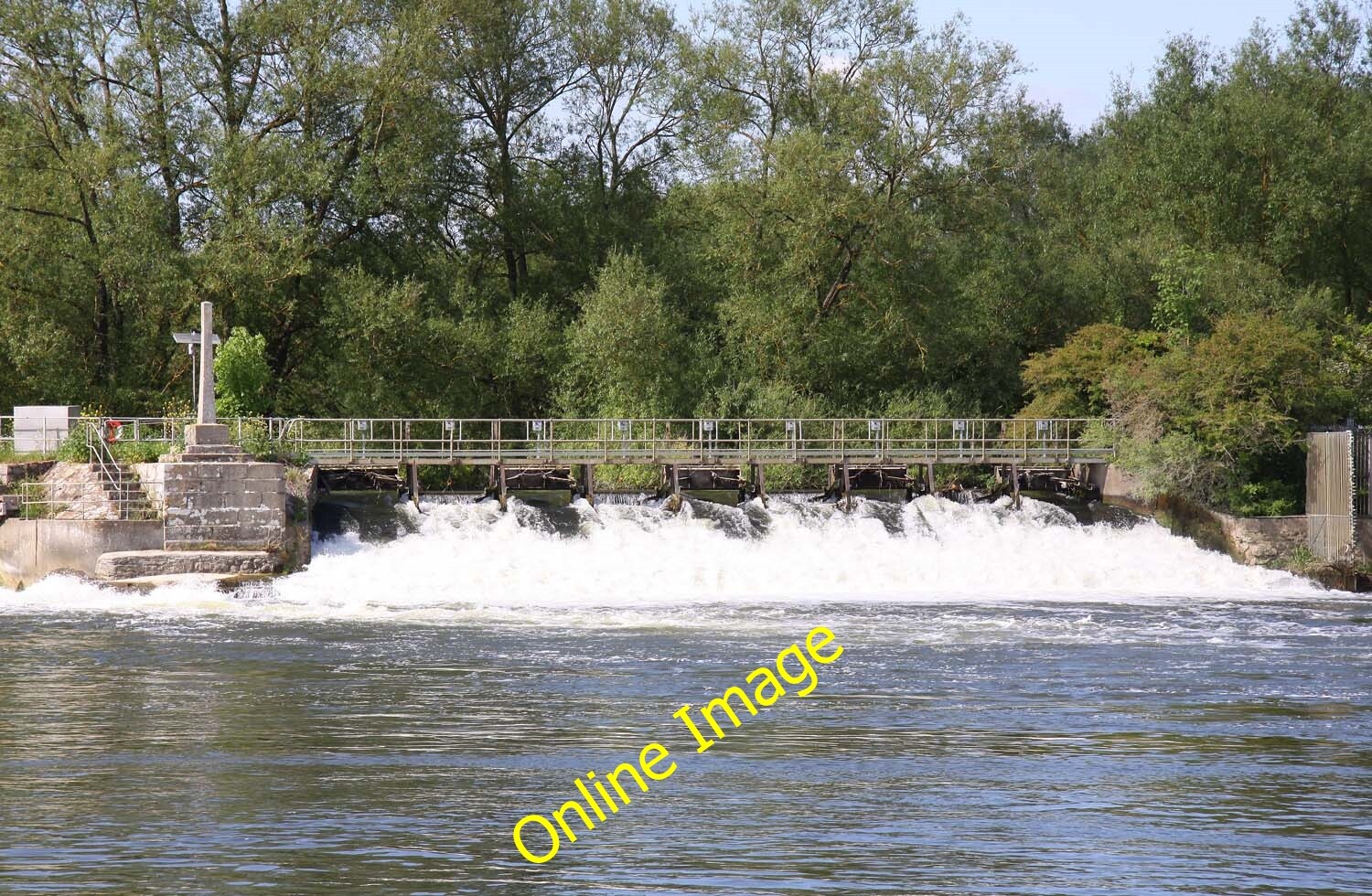Photo 6x4 Sandford Lasher Little London\/SP5201 The weir drops into Sandf c2012