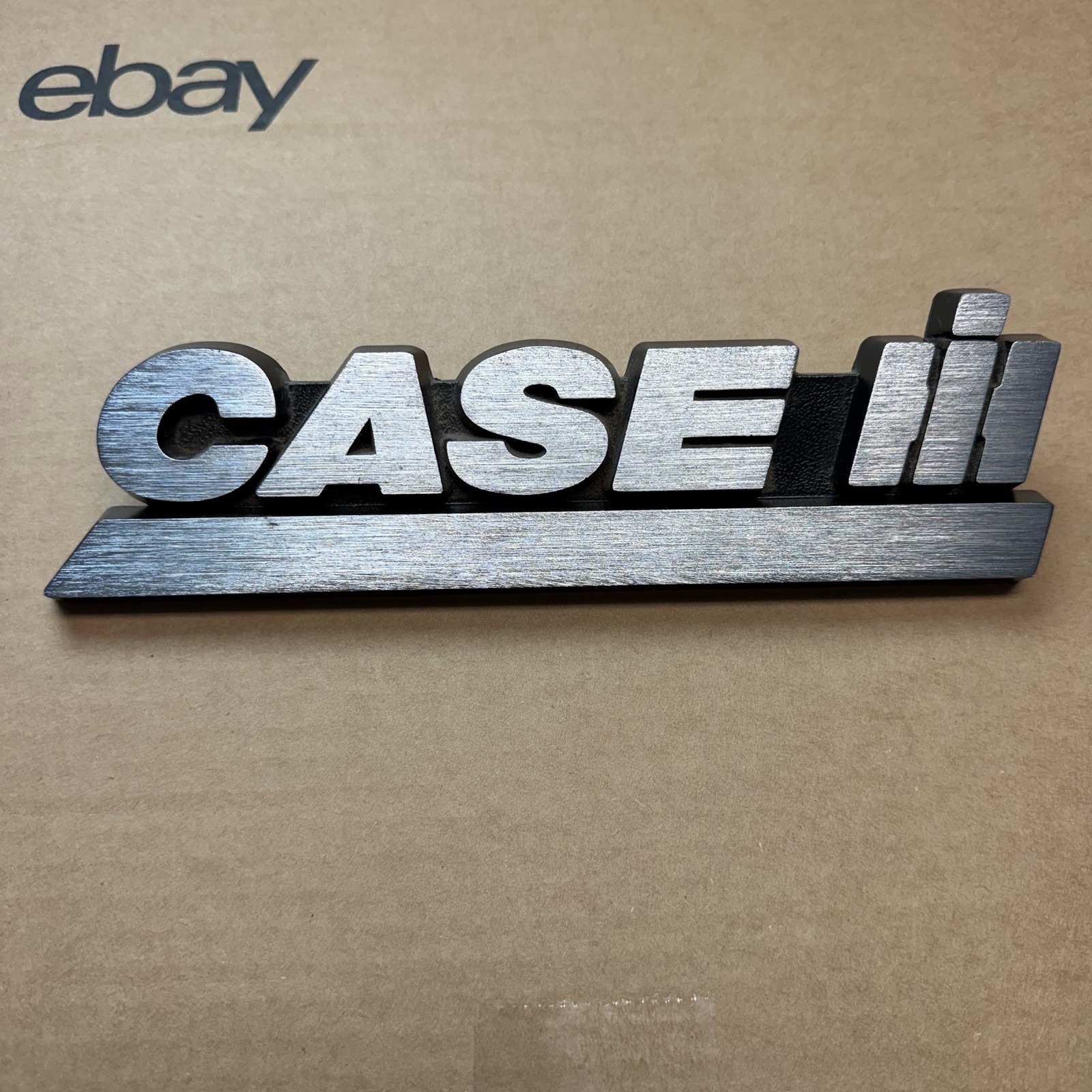 Case IH Emblem Nameplate Badge Part 186882A1 Tractor Equipment Logo OEM Genuine Case IH Emblem Nameplate Badge Part 186882A1 Tractor Equipment Logo OEM Genuine