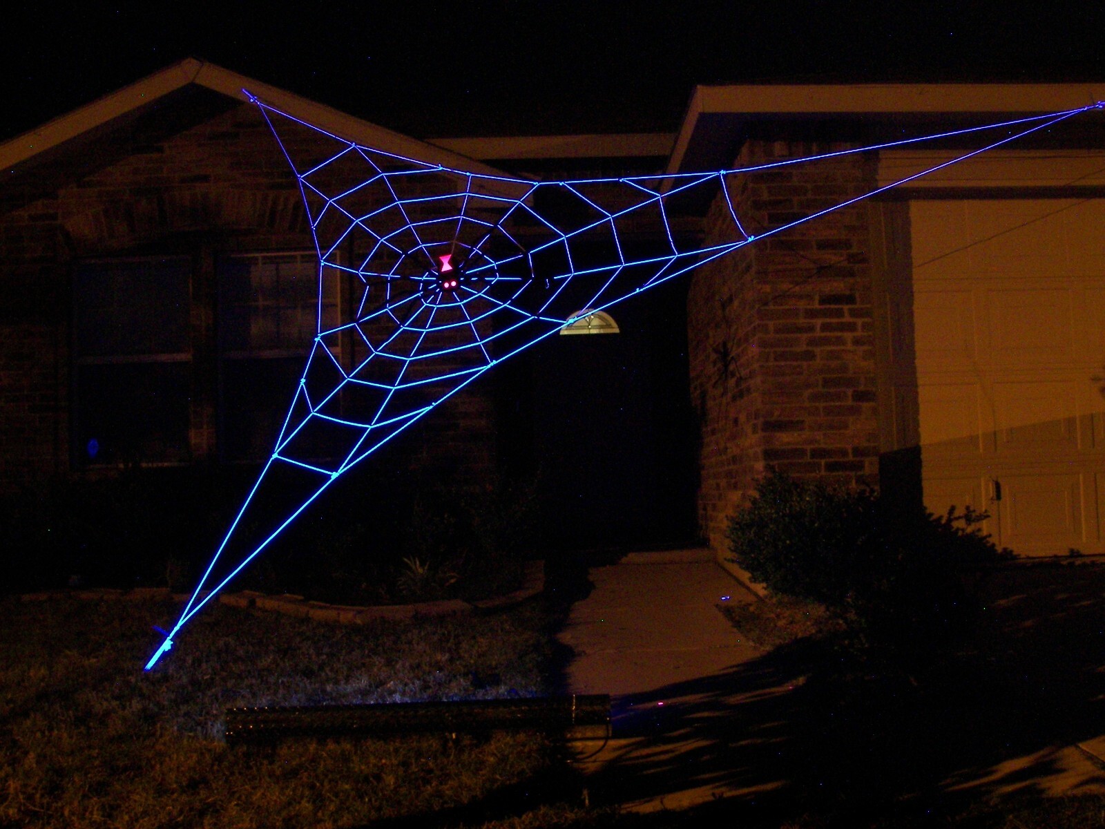 20 ft Almost Giant GlowWeb Rope Spider Web UV Glow Outdoor Halloween House Prop 20 ft Almost Giant GlowWeb Rope Spider Web UV Glow Outdoor Halloween House Prop