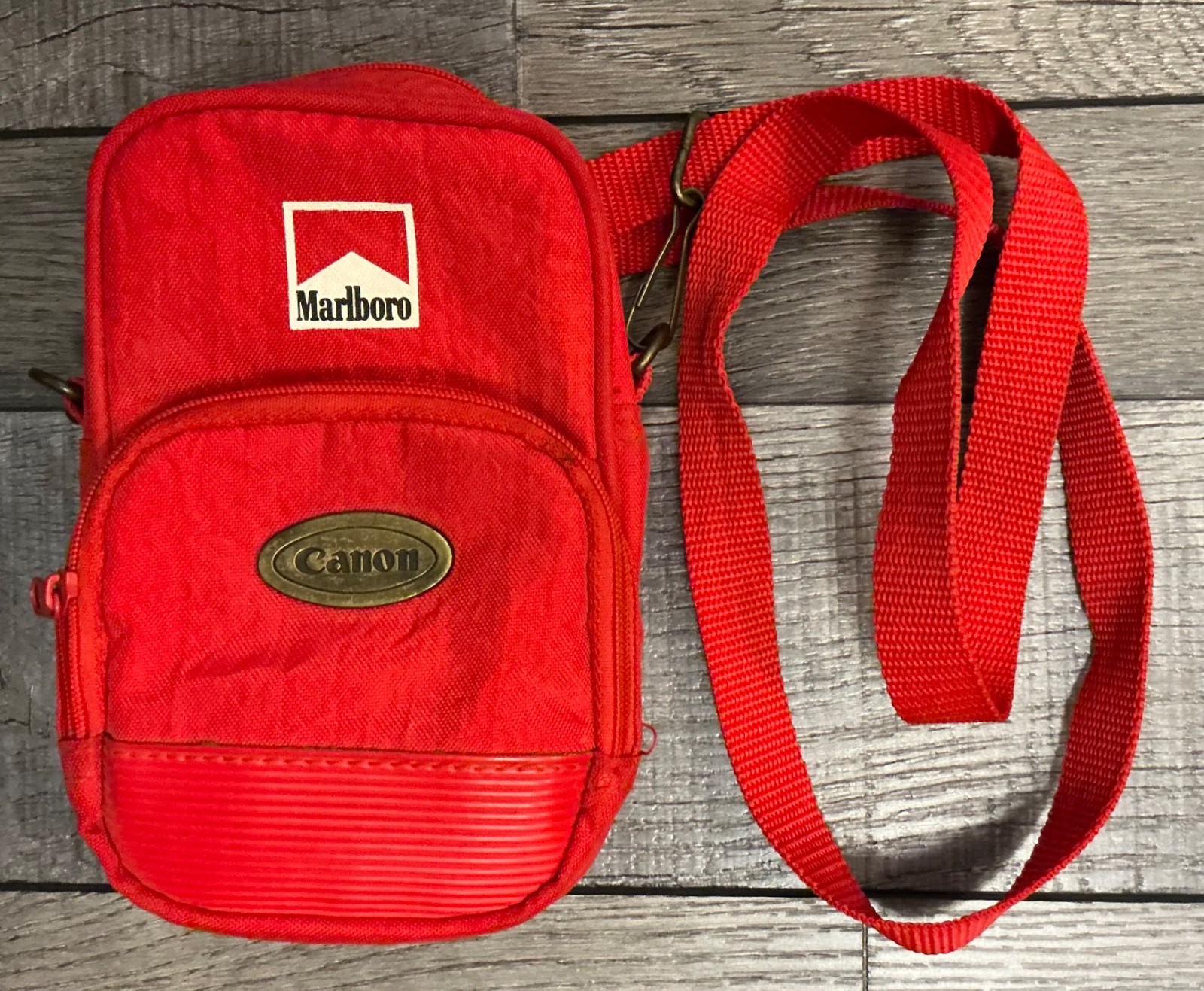 Marlboro Canon Mini Crossbody CAMERA Bag Red Nylon 90s Promo CIGARETTE Empty Marlboro Canon Mini Crossbody CAMERA Bag Red Nylon 90s Promo CIGARETTE Empty