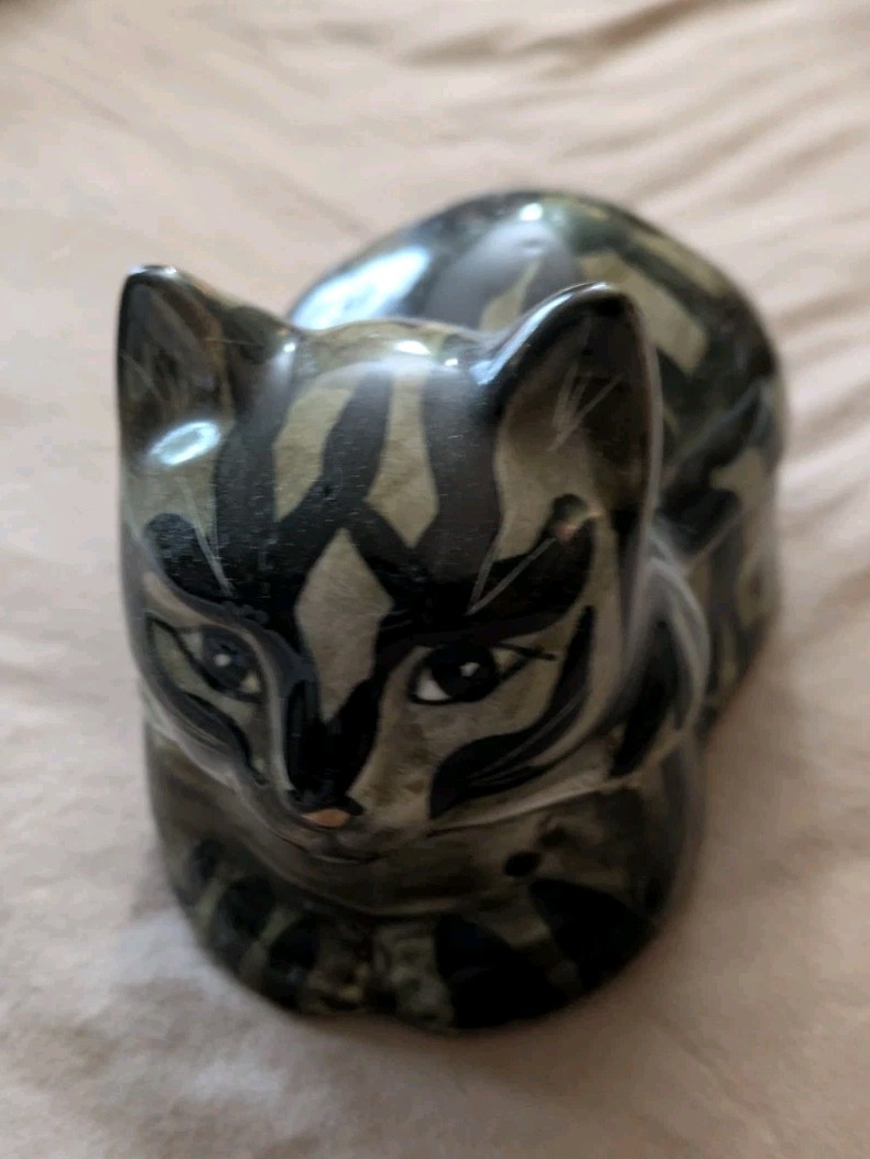 Vintage Seymour Mann Ceramic Porcelain Black Brown Tabby Cat Dish Figurine Vintage Seymour Mann Ceramic Porcelain Black Brown Tabby Cat Dish Figurine