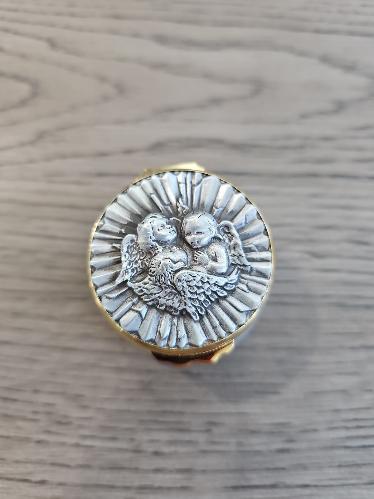 BUCCELLATI STERLING SILVER ANGELS CHERUBS TRINKET Toothfairy PILL BOX IN Bag BUCCELLATI STERLING SILVER ANGELS CHERUBS TRINKET Toothfairy PILL BOX IN Bag