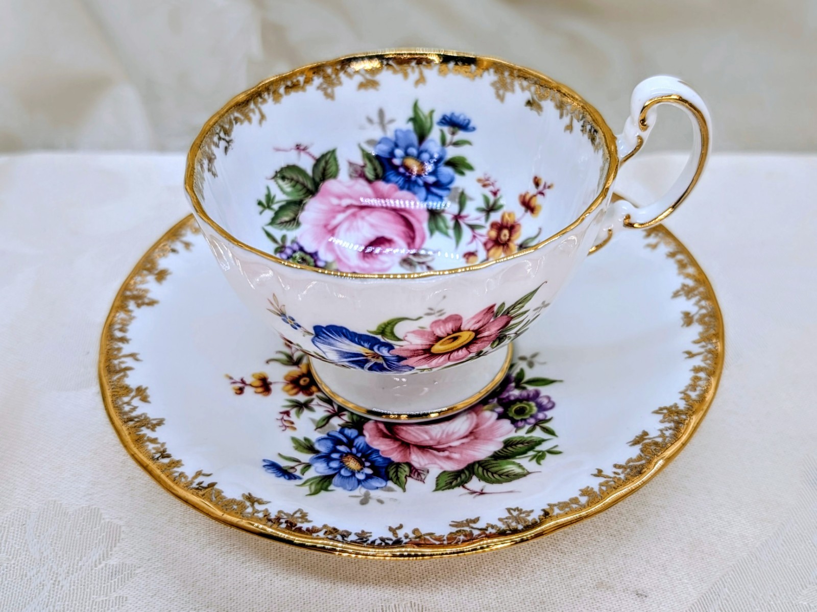 Vintage Aynsley Teacup Saucer Set Pink Cabbage Rose Mixed Floral Pedestal Gold Vintage Aynsley Teacup Saucer Set Pink Cabbage Rose Mixed Floral Pedestal Gold