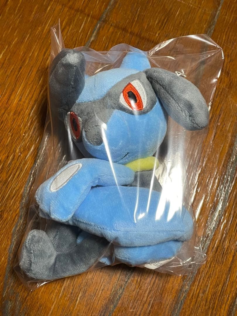 Pokemon Look at My Tail Riolu Collectible Plush Toy Amusement Prize