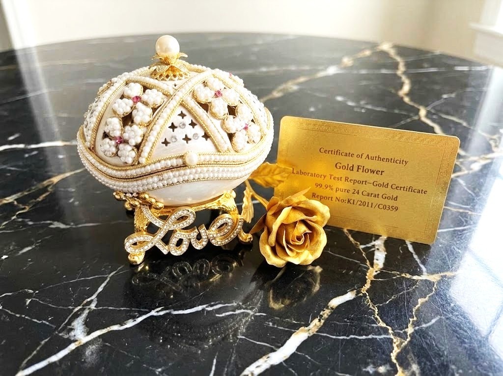 Love 16th Anniversary Birthday 2011 Vintage Faberge Egg MusicBox REAL EGG & ROSE Love 16th Anniversary Birthday 2011 Vintage Faberge Egg MusicBox REAL EGG & ROSE