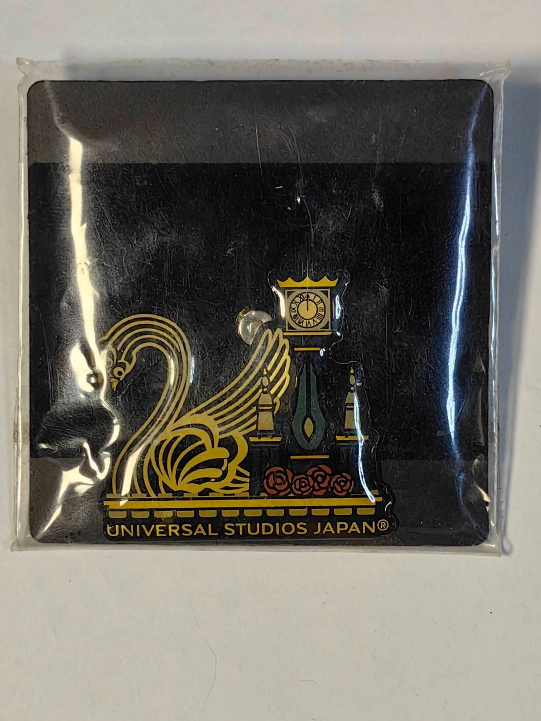 VINTAGE UNIVERSAL STUDIO JAPAN PIN BADGE MINT IN PACK VINTAGE UNIVERSAL STUDIO JAPAN PIN BADGE MINT IN PACK