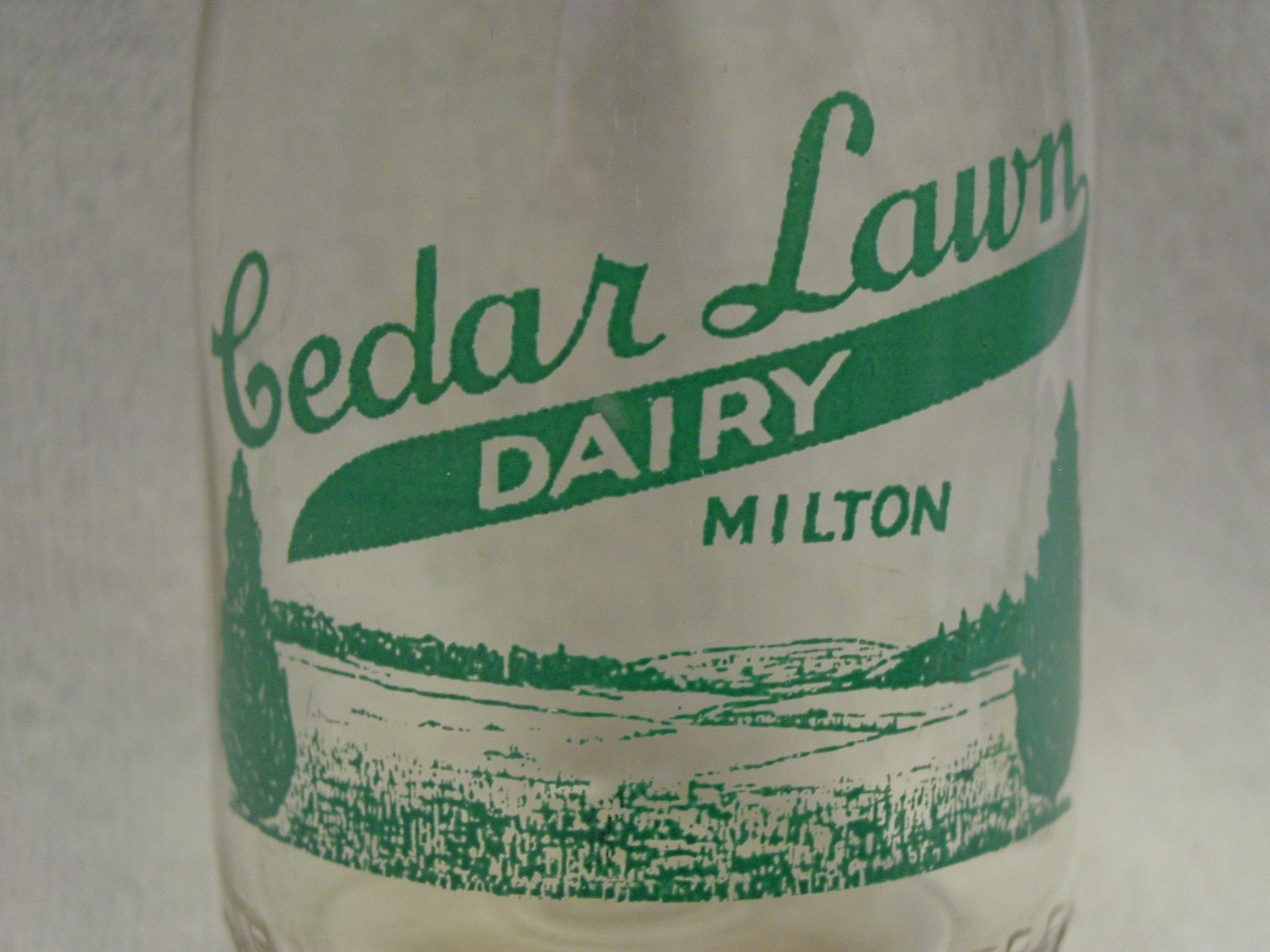 Rare CEDAR LAWN Dairy MILTON, WI Pyro PINT Bottle TRPP RPP ACL Glass Milk Cream Rare CEDAR LAWN Dairy MILTON, WI Pyro PINT Bottle TRPP RPP ACL Glass Milk Cream