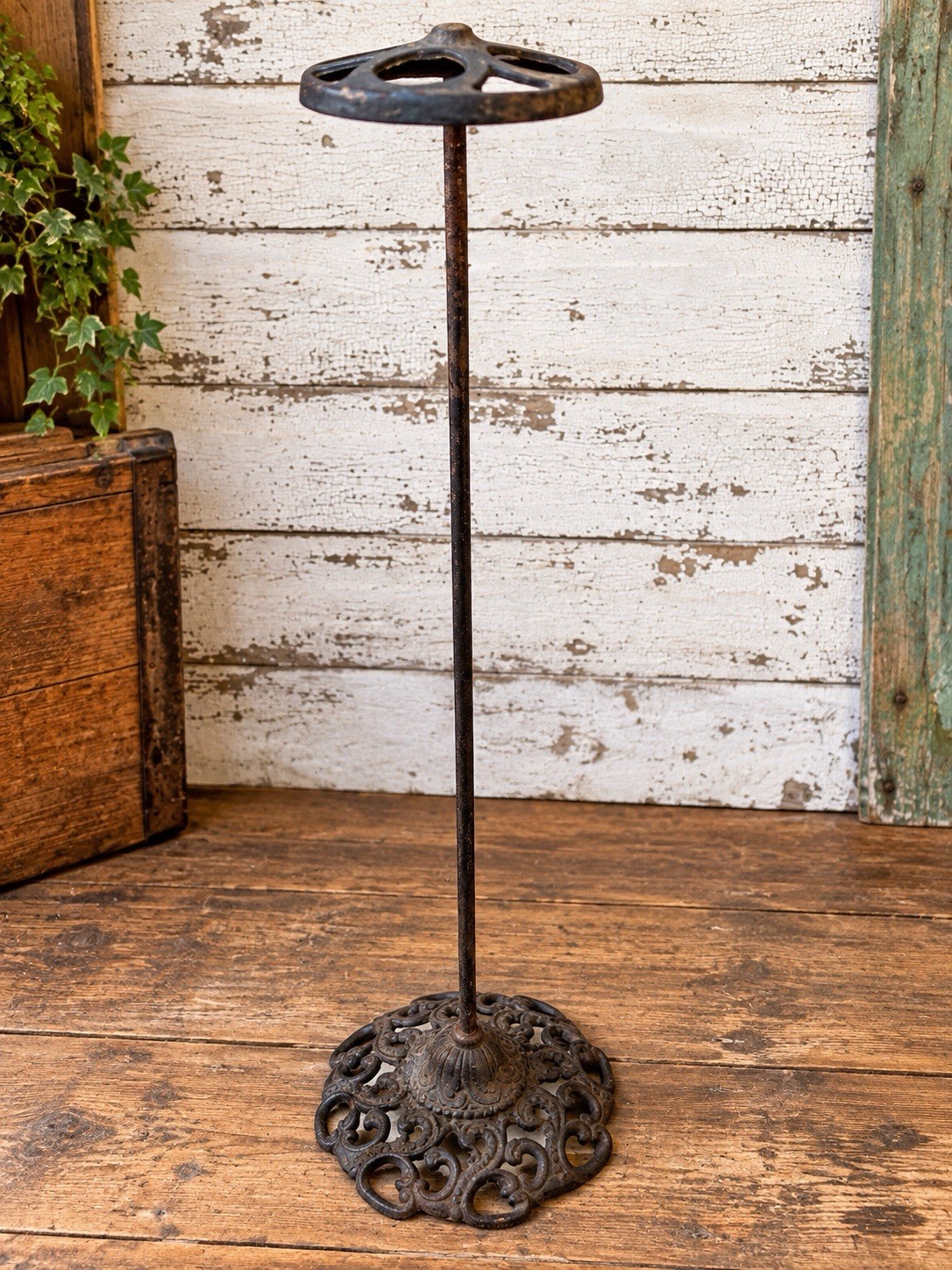 Tall Antique Victorian Cast Iron Hat Stand Millinery Haberdashery Display Stand Tall Antique Victorian Cast Iron Hat Stand Millinery Haberdashery Display Stand