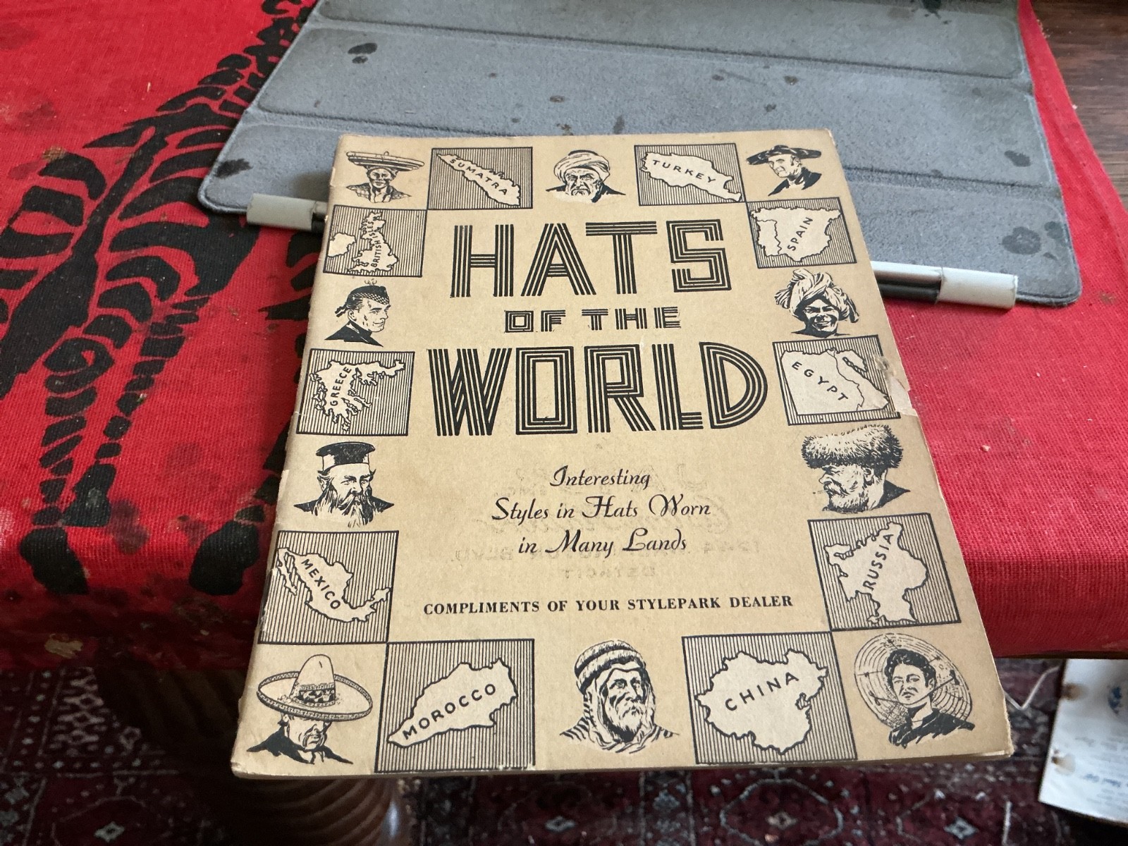 Hats of the World: Interesting Styles in Hats Worn in Many Lands, Stylepark Hats of the World: Interesting Styles in Hats Worn in Many Lands, Stylepark