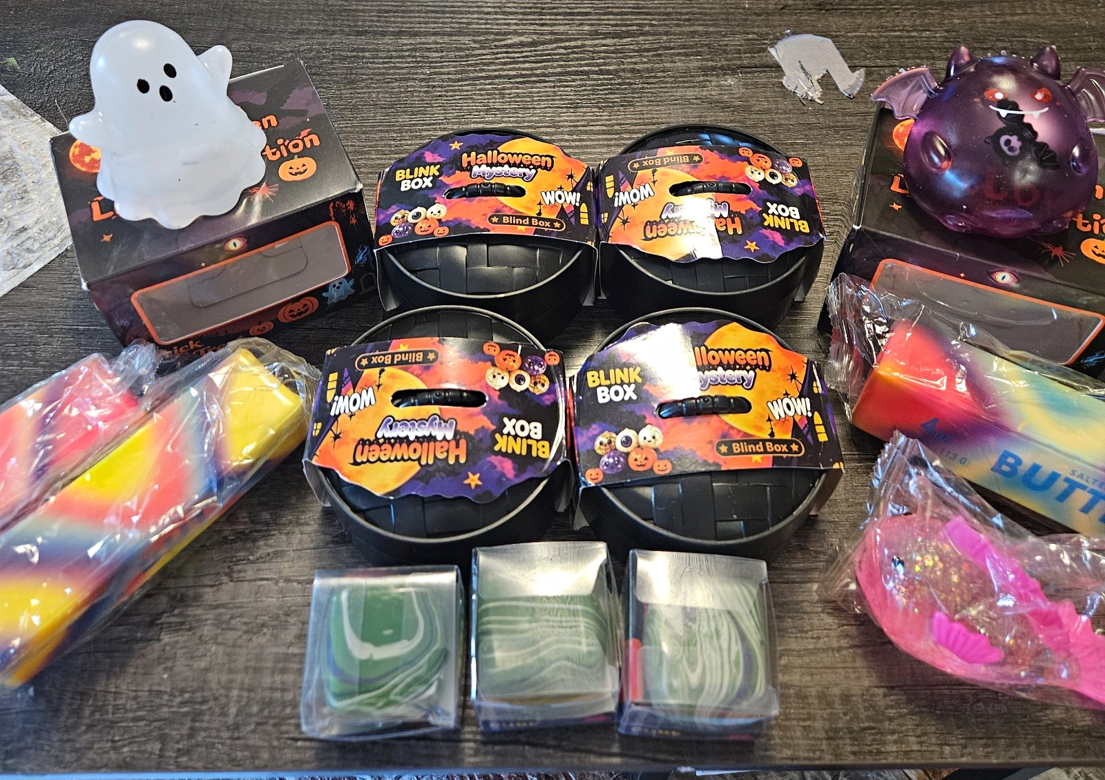 LOT OF 13 Halloween Mystery Pack Lot Limited Edition Ghost & Bat Characters LOT OF 13 Halloween Mystery Pack Lot Limited Edition Ghost & Bat Characters