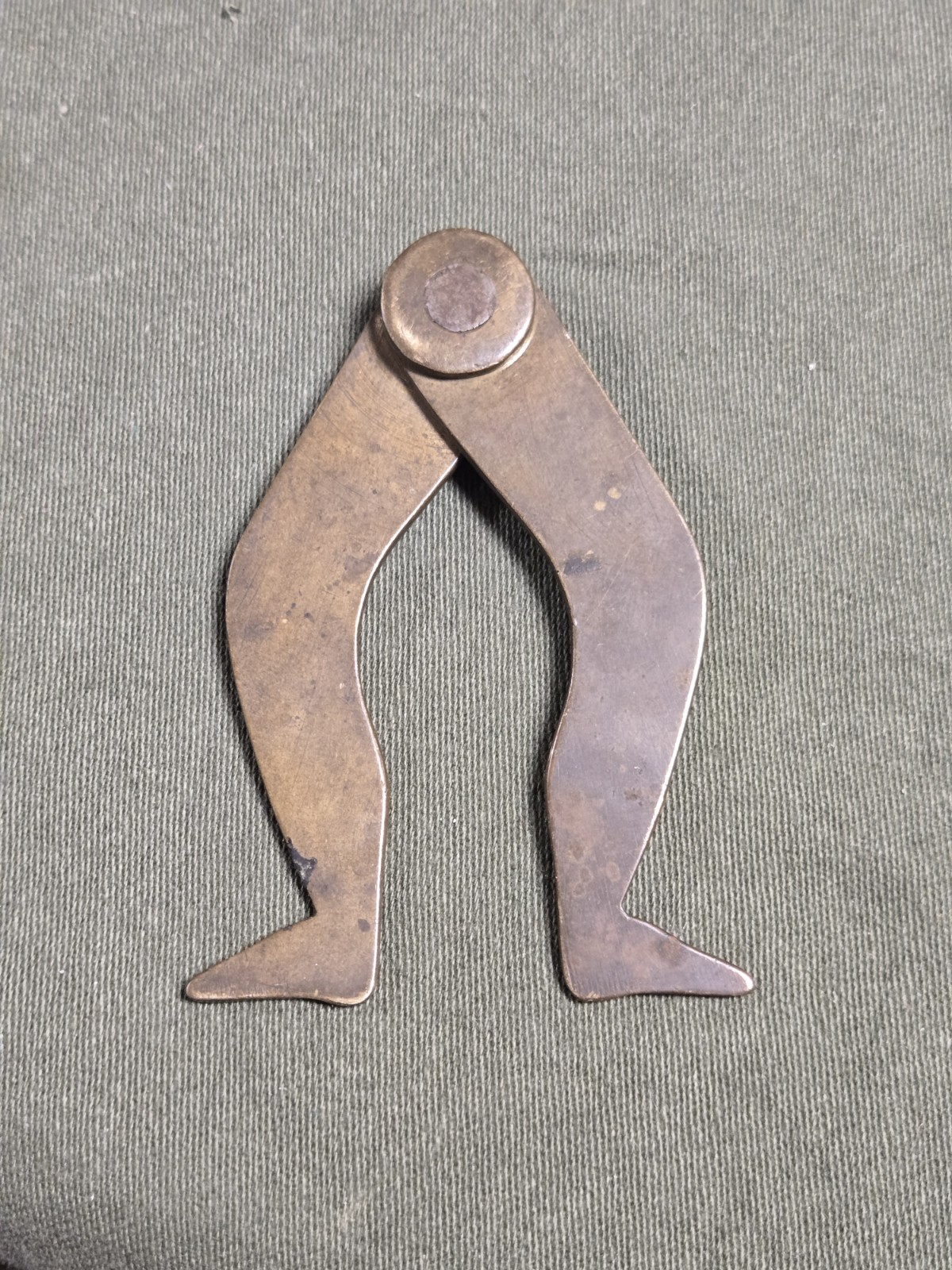 Old Vintage Antique 19th c Early 1800's Miniature 3 1/2" Inch Brass Leg Calipers Old Vintage Antique 19th c Early 1800's Miniature 3 1/2" Inch Brass Leg Calipers