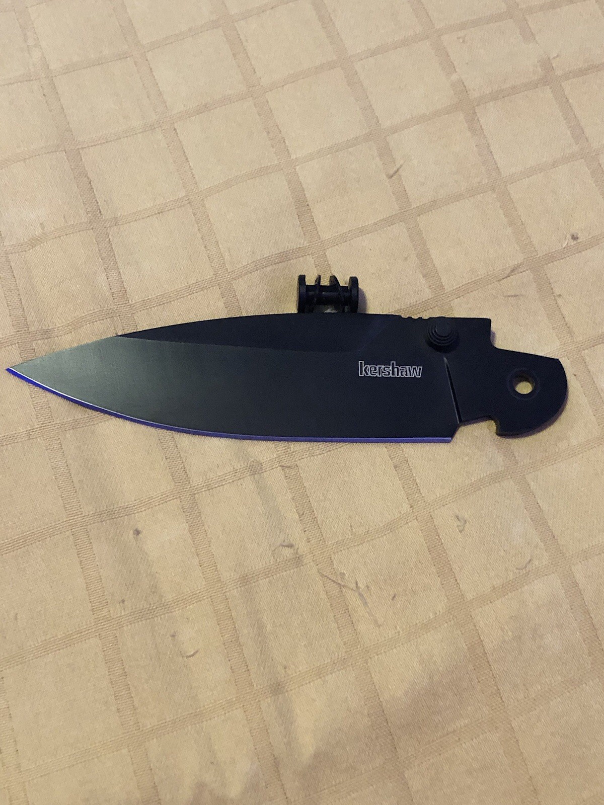 KERSHAW 2038KAR Black Replacement Blade Very Sharp. With Screw, Washers & Nut. KERSHAW 2038KAR Black Replacement Blade Very Sharp. With Screw, Washers & Nut.