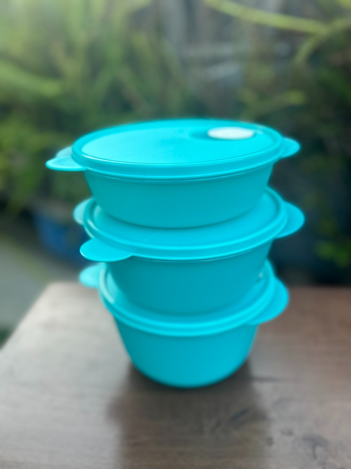 Tupperware Set of 3 Crystalwave Microwave Bowls 4.25, 6.25 and 8.5 Cup Tupperware Set of 3 Crystalwave Microwave Bowls 4.25, 6.25 and 8.5 Cup