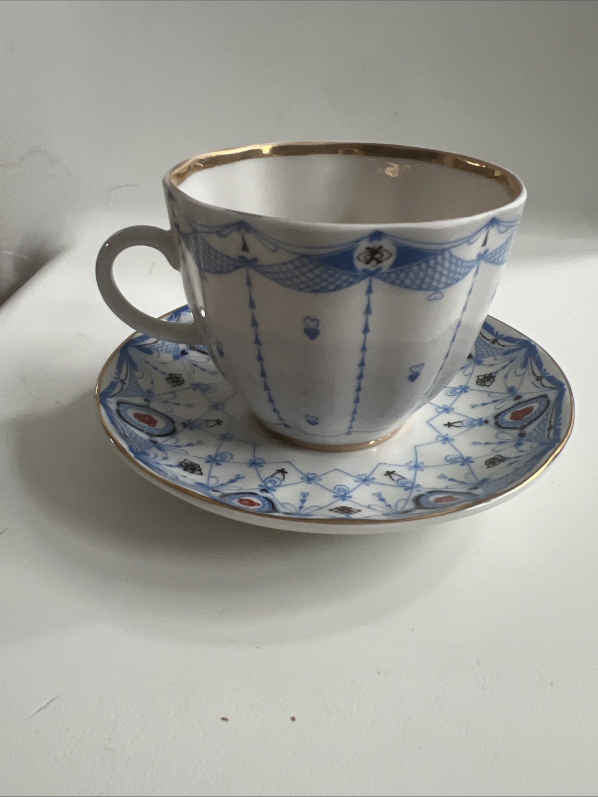 Vtg LOMONOSOV Russian Blue White Porcelain Teacup Saucer Set- FALLING HEARTS NET Vtg LOMONOSOV Russian Blue White Porcelain Teacup Saucer Set- FALLING HEARTS NET