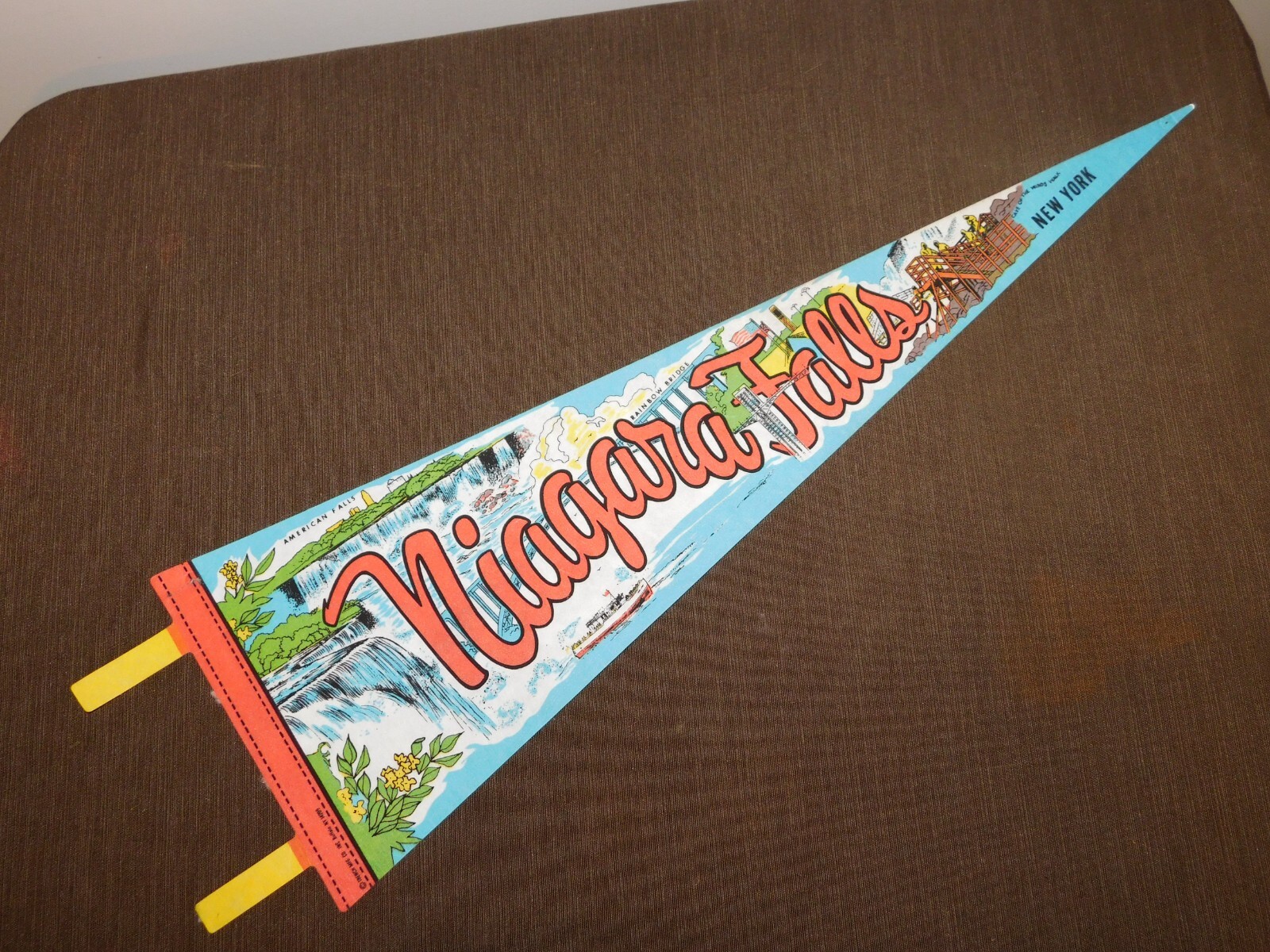 VINTAGE SOUVENIR PENNANT 25" NIAGARA FALLS NEW YORK