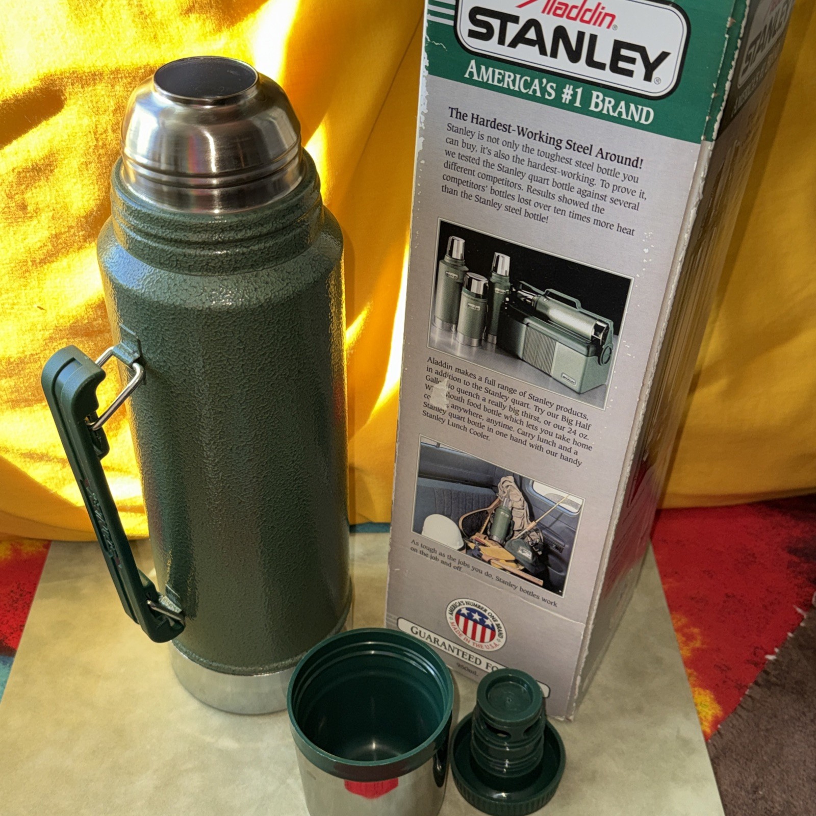 Vintage USA Aladdin Stanley Thermos Green 1 Quart A944DH Vacuum Bottle W/ Box Vintage USA Aladdin Stanley Thermos Green 1 Quart A944DH Vacuum Bottle W/ Box