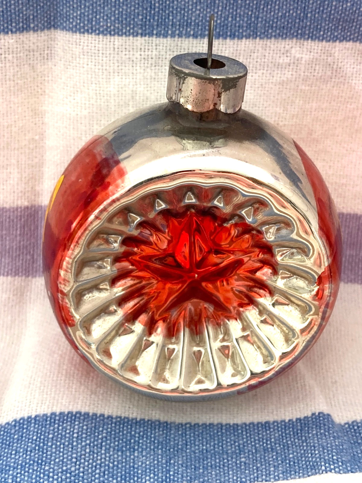 Vtg Rare Corning Red Star Ray Indent Glass Christmas Ornament Made In US of A Vtg Rare Corning Red Star Ray Indent Glass Christmas Ornament Made In US of A