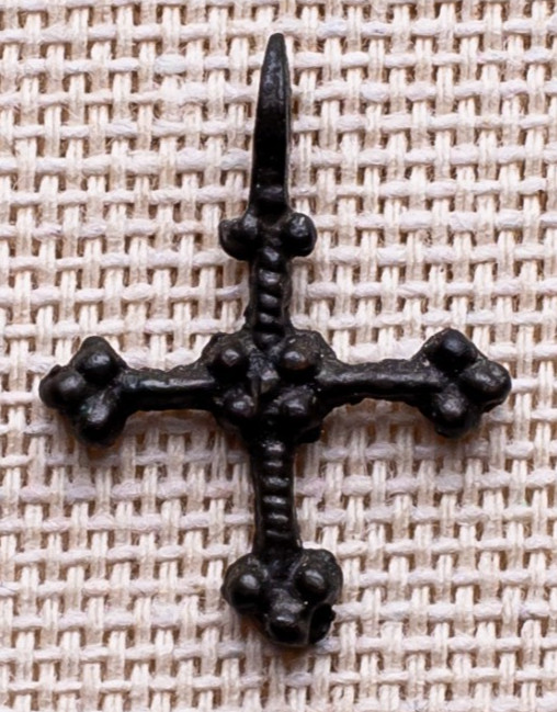 ANTIQUE LATE VIKING AGE c.12 CROSS CENTURY BYZANTINE TYPE ORTHODOX “BUDDED” 201 ANTIQUE LATE VIKING AGE c.12 CROSS CENTURY BYZANTINE TYPE ORTHODOX “BUDDED” 201