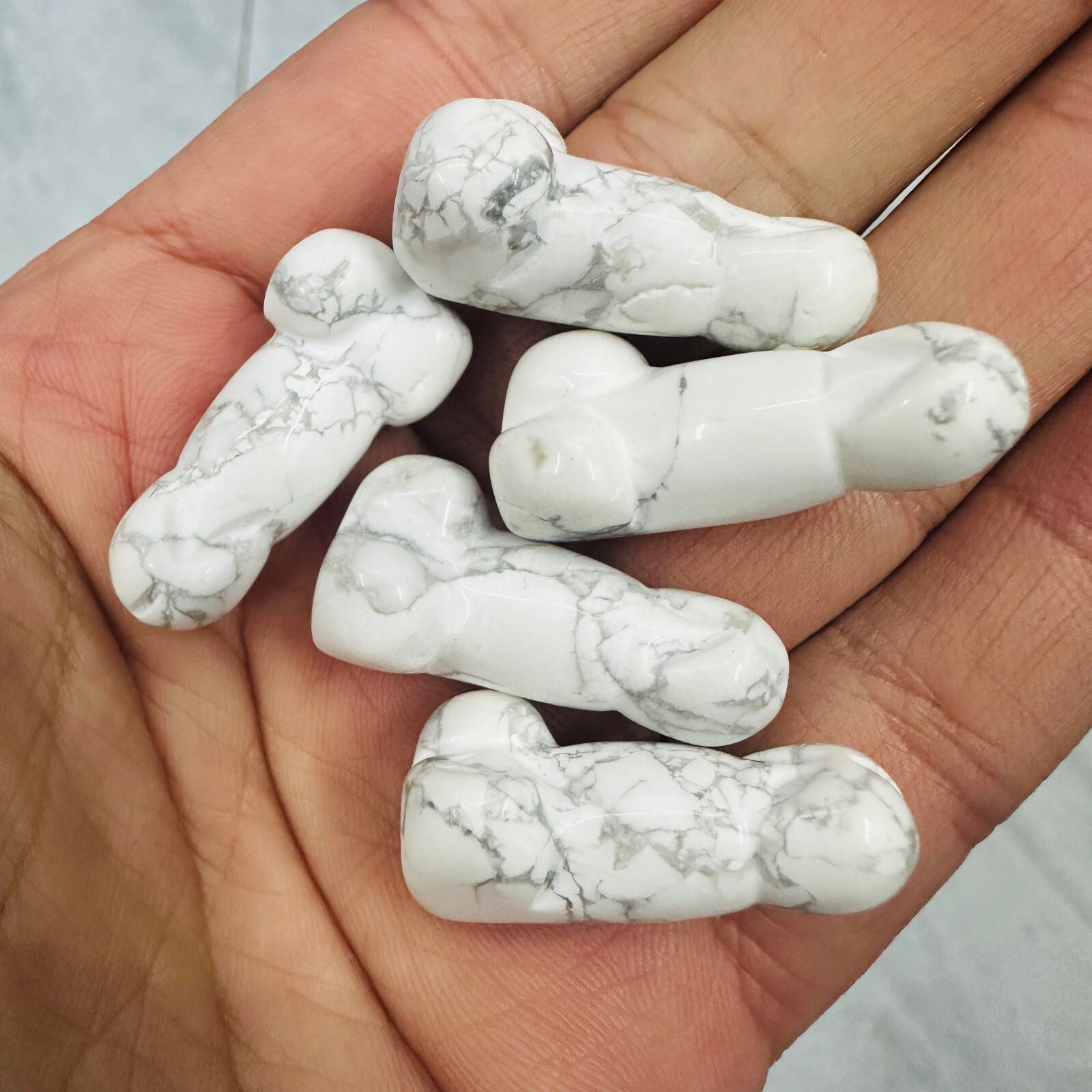 5PC Natural Howlite Carved Genitalia Quartz Crystal Energy Reiki Healing Gift 5PC Natural Howlite Carved Genitalia Quartz Crystal Energy Reiki Healing Gift
