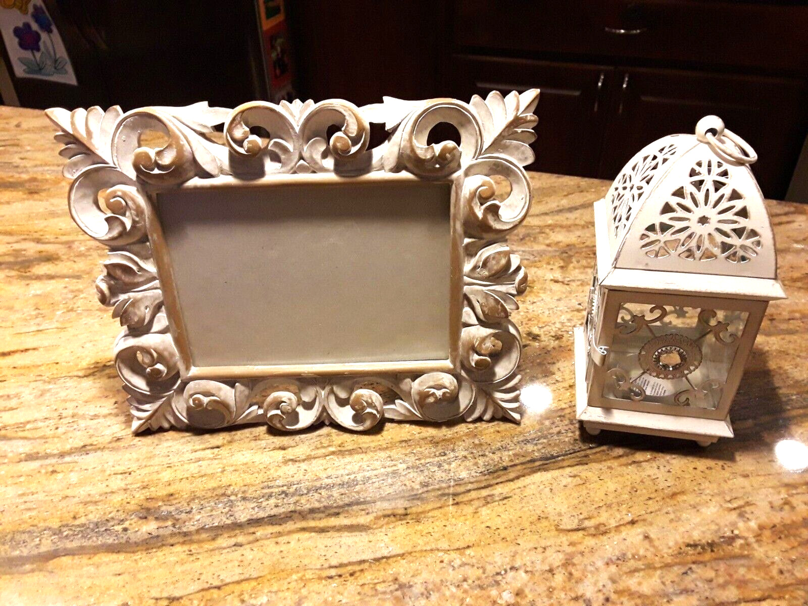 Stunning matching Vintage Distressed Look Lantern Candle Holder & Picture Frame