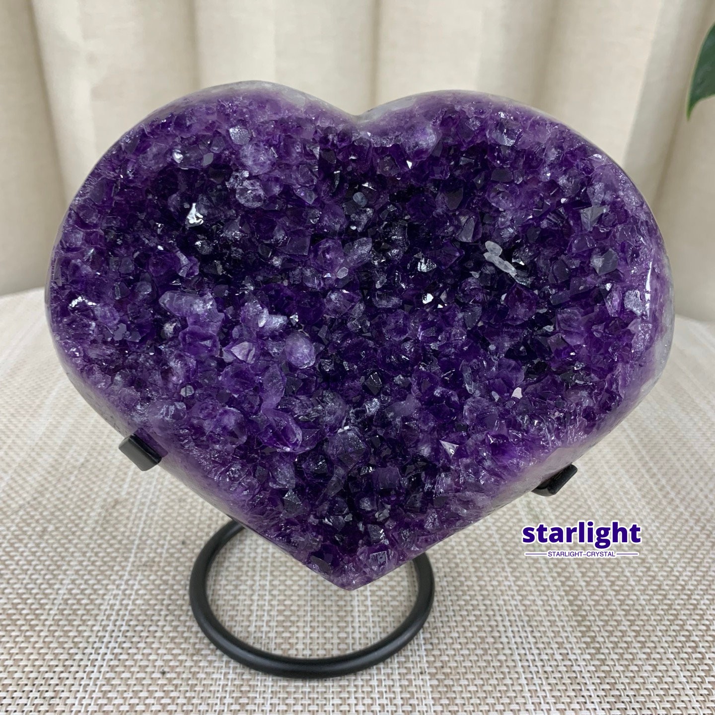 2.2LB Natural Brazilian amethyst hand cut heart-shaped decoratio 2.2LB Natural Brazilian amethyst hand cut heart-shaped decoratio