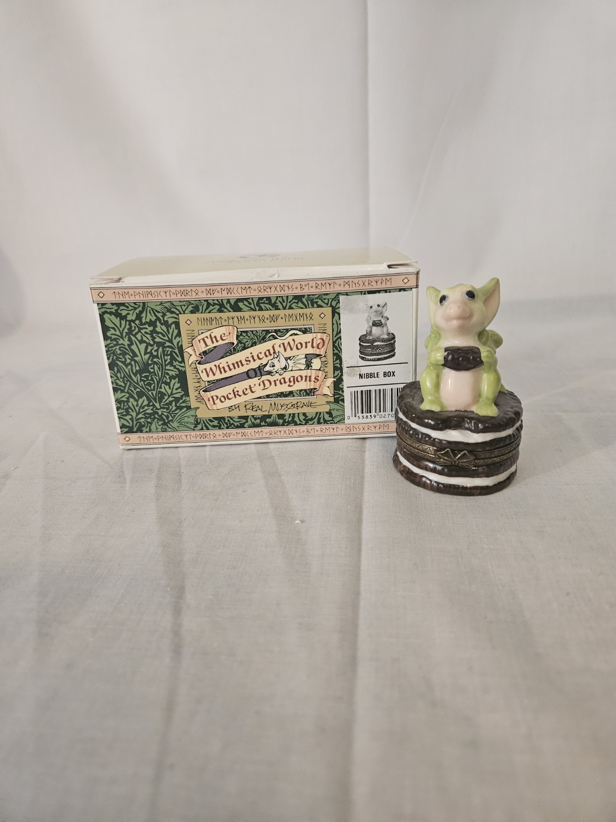 1989 The Whimsical World of Pocket Dragons NIBBLE BOX Ceramic Trinket Box IOB 1989 The Whimsical World of Pocket Dragons NIBBLE BOX Ceramic Trinket Box IOB