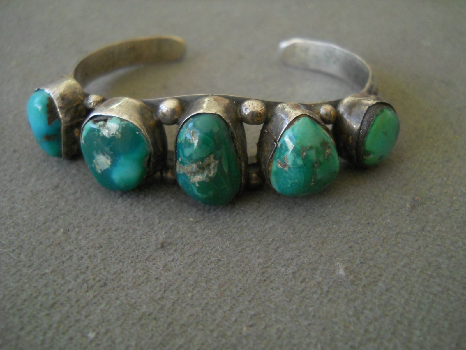 Small Native American Navajo Teal Turquoise Row Sterling Silver Cuff Bracelet Small Native American Navajo Teal Turquoise Row Sterling Silver Cuff Bracelet