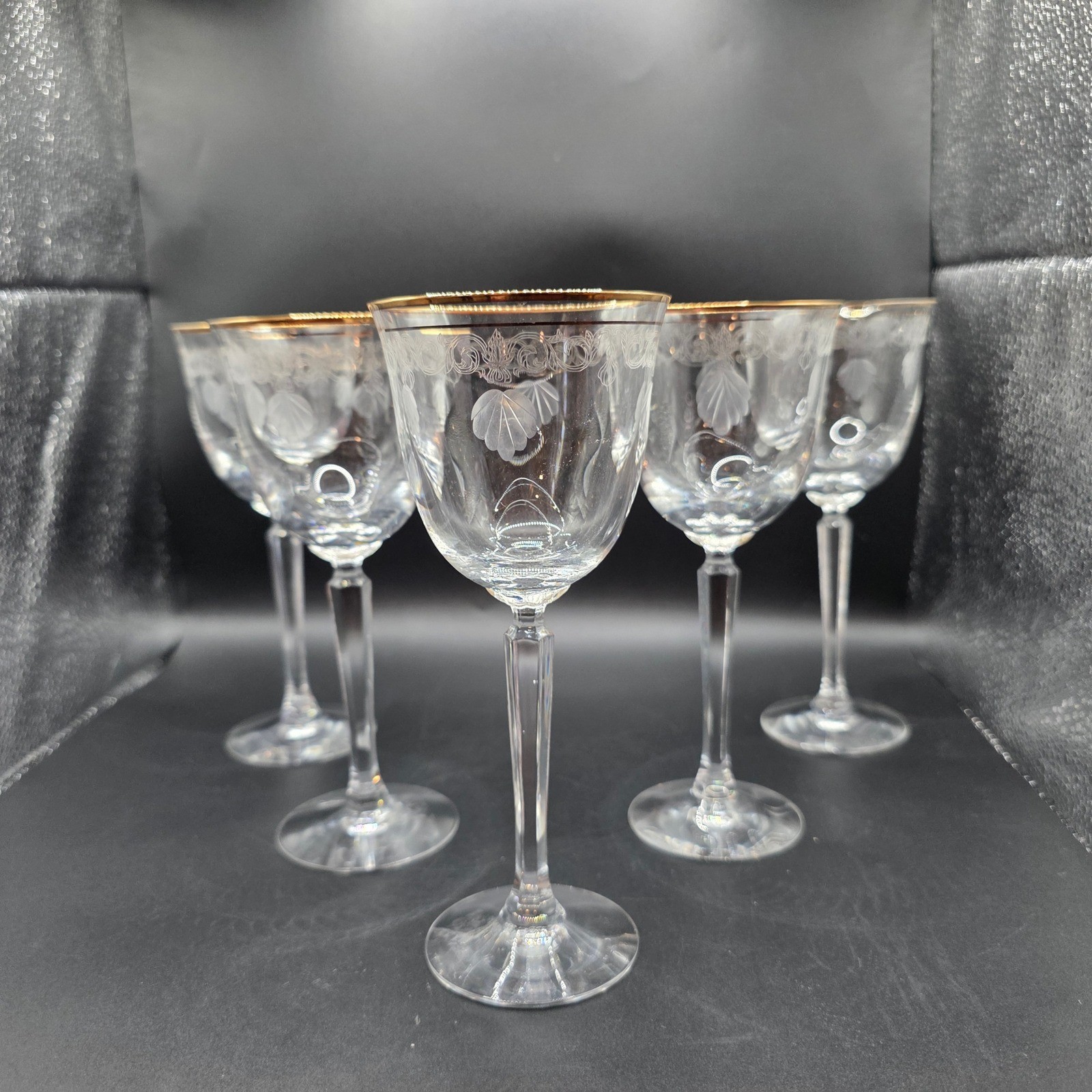 Lenox Classic Shell Crystal Wine Goblets Gold Rim Etched Set of 5 Glasses Vtg Lenox Classic Shell Crystal Wine Goblets Gold Rim Etched Set of 5 Glasses Vtg