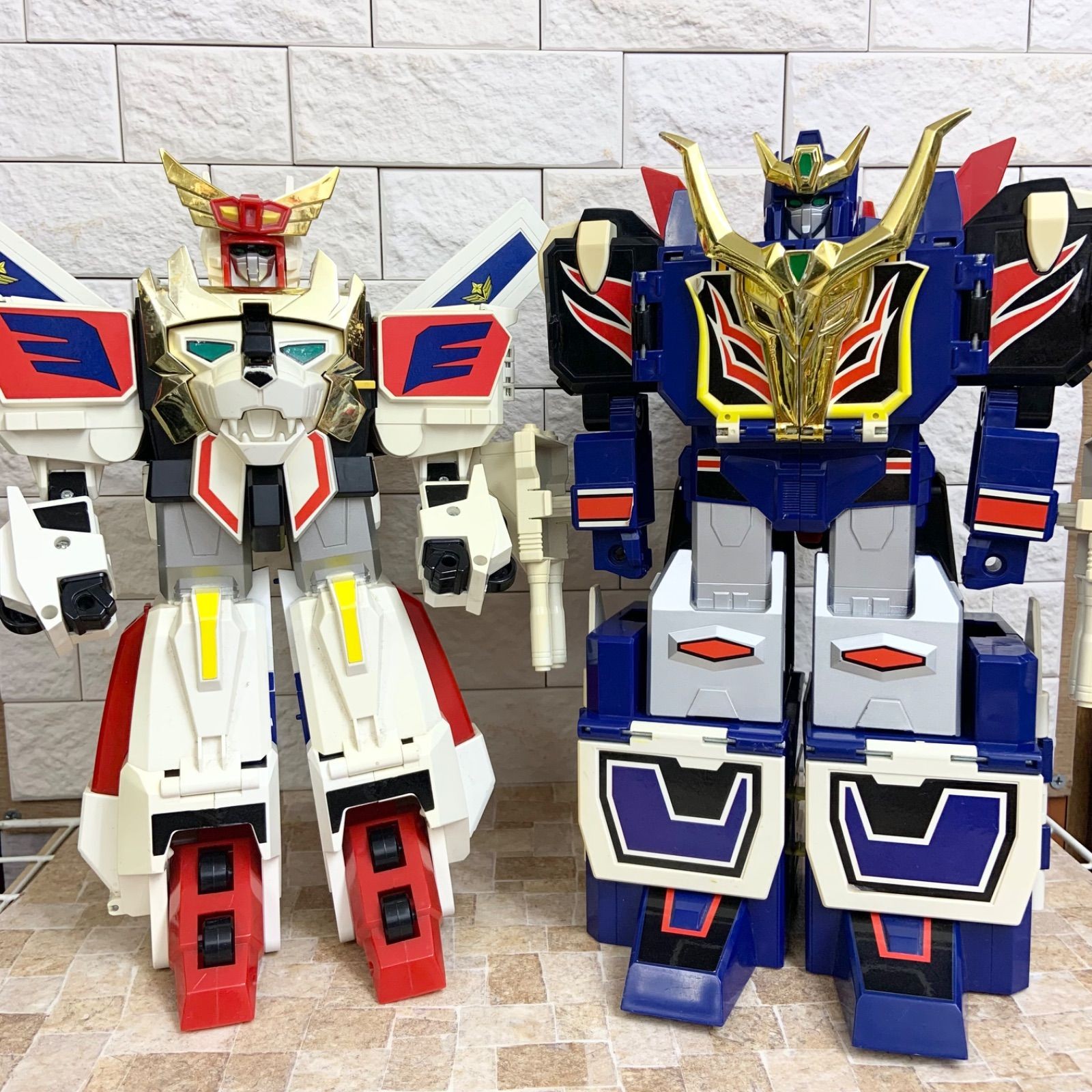 Takara Brave Exkaiser Dragon Kaiser King Exkaiser Great Exkaiser Figure Japan Takara Brave Exkaiser Dragon Kaiser King Exkaiser Great Exkaiser Figure Japan