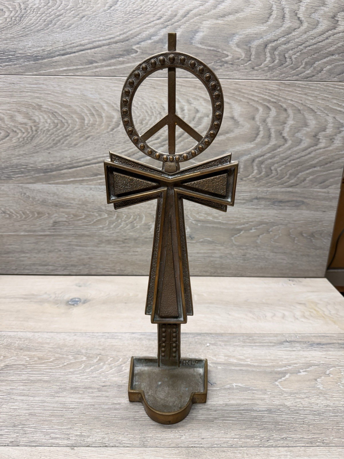 Vintage 1970s IKE Cast Brass Bronze Peace Symbol Ankh Cross Ashtray Incense Base Vintage 1970s IKE Cast Brass Bronze Peace Symbol Ankh Cross Ashtray Incense Base