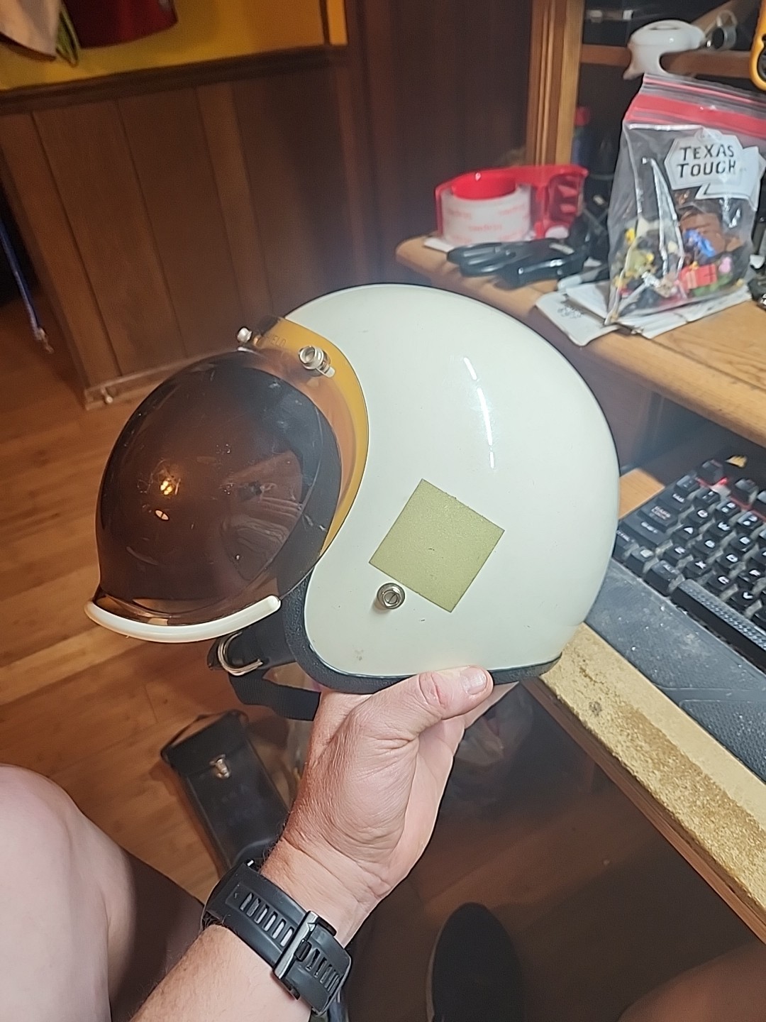 Vintage WHITE MOTORCYCLE HELMET SNAP ON Tinted BUBBLE SHIELD A.I.M. 301-71 Med Vintage WHITE MOTORCYCLE HELMET SNAP ON Tinted BUBBLE SHIELD A.I.M. 301-71 Med