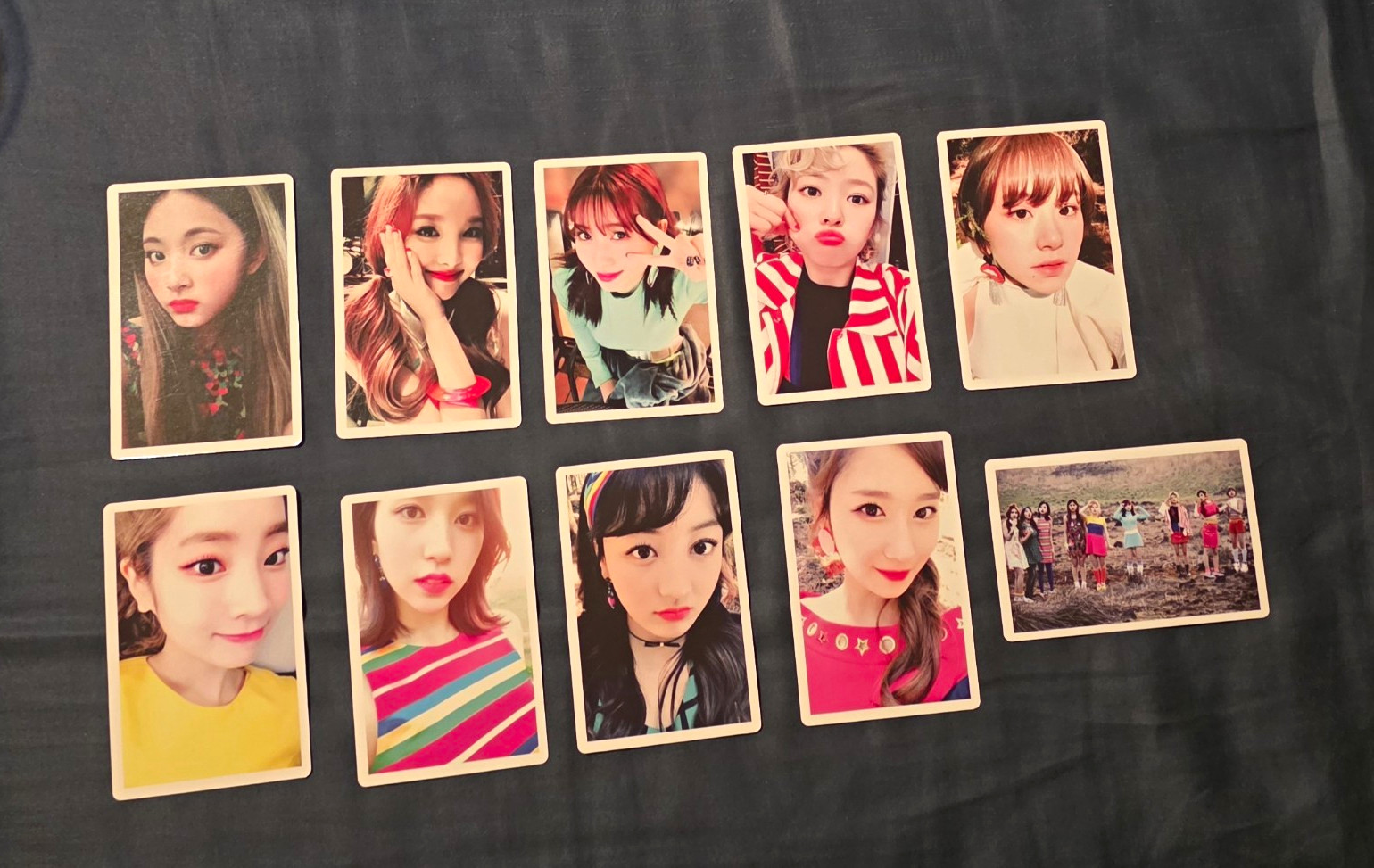 TWICE Signal Official Preorder Photocard Set Complete OT9 + Group 10 Cards 2017 TWICE Signal Official Preorder Photocard Set Complete OT9 + Group 10 Cards 2017