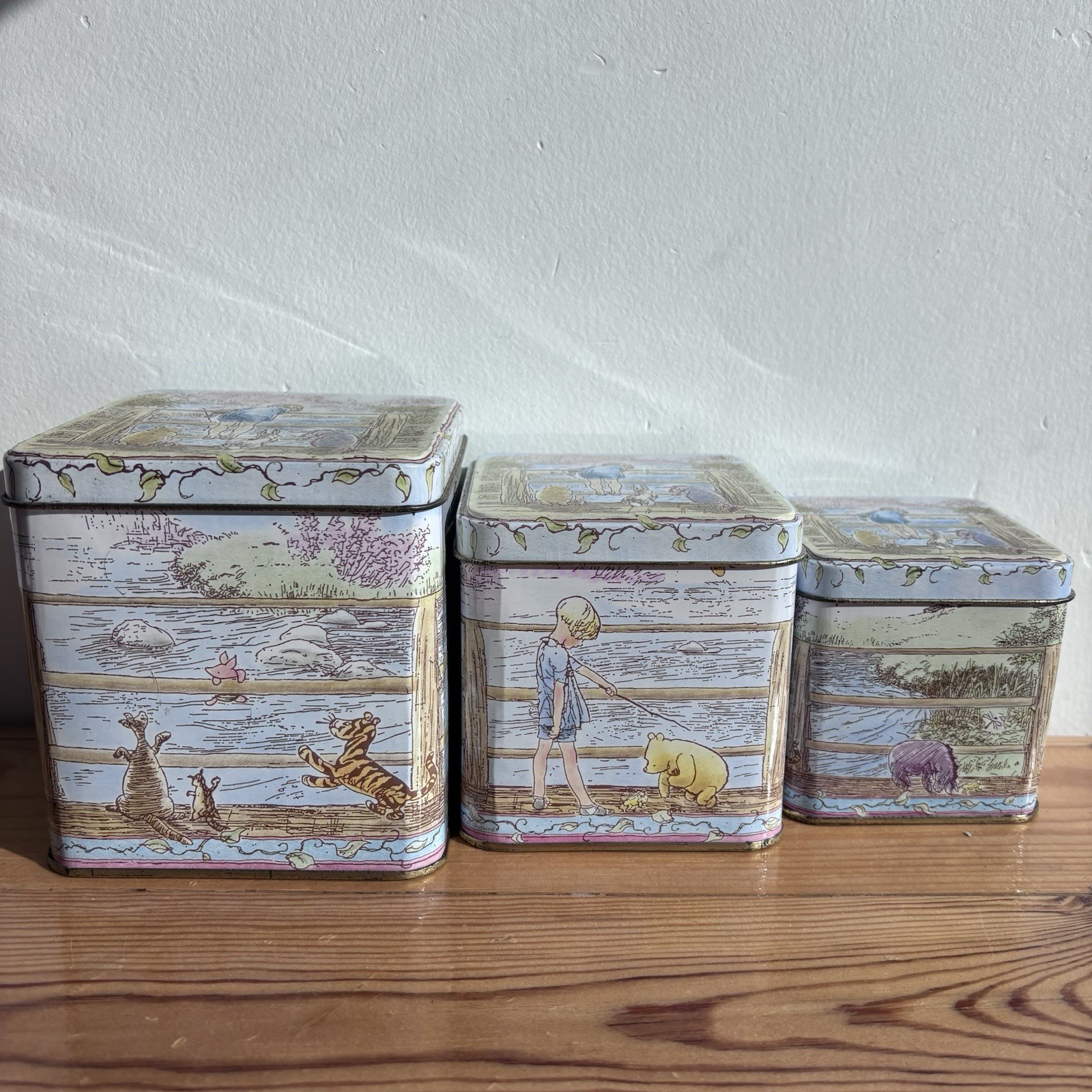 Vtg Classic Winnie The Pooh Tin square Nesting 3 Boxes set Disney by Charpente