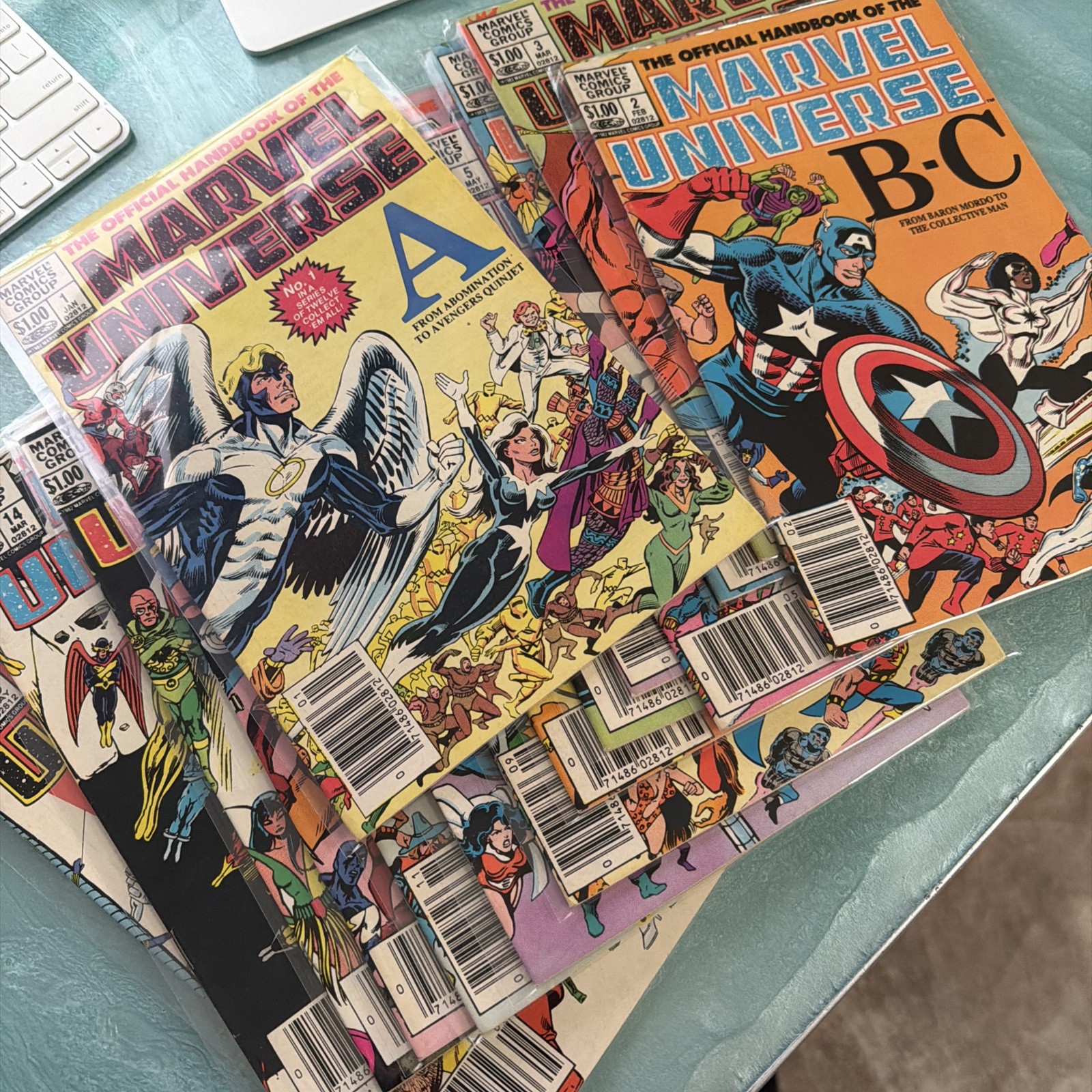 The Official Handbook of the Marvel Universe #1-15 ALL NEWSSTAND VARIANTS NM The Official Handbook of the Marvel Universe #1-15 ALL NEWSSTAND VARIANTS NM