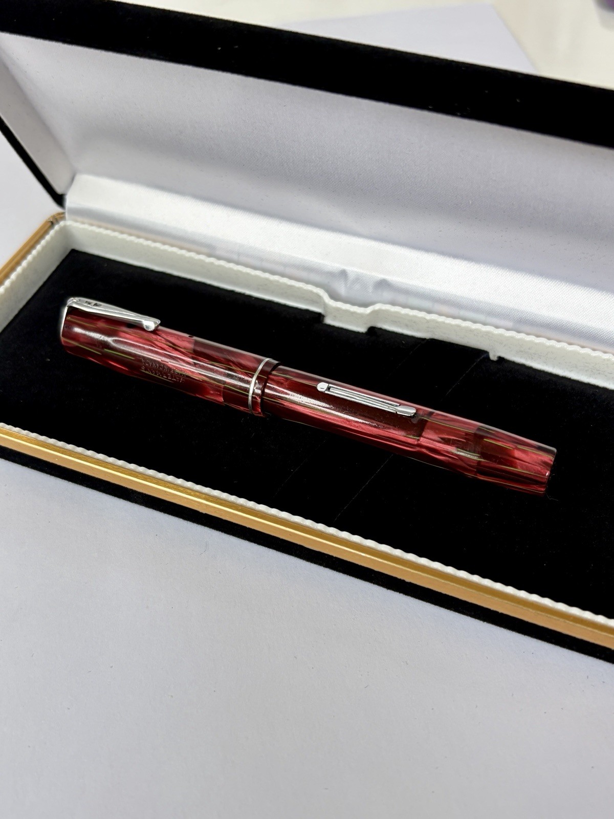 Vintage 1930s Waterman's 301-V Lady Patricia Fountain Pen 14k Nib 2A -Sunset Red Vintage 1930s Waterman's 301-V Lady Patricia Fountain Pen 14k Nib 2A -Sunset Red