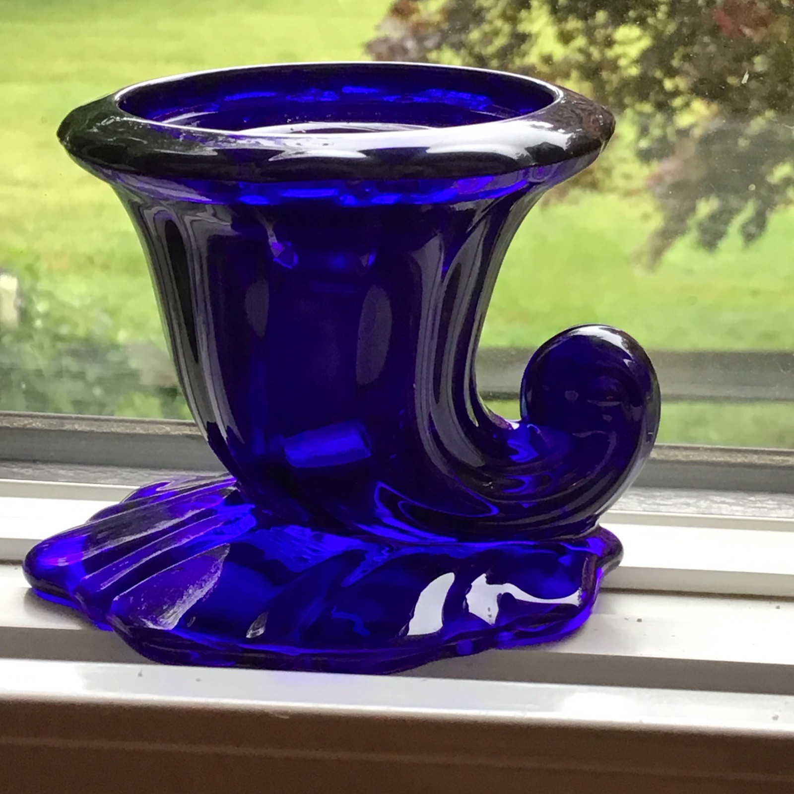 Heisey Glass Warwick Stiegel #1428 Cobalt Horn Of Plenty Candle Stick Holder Heisey Glass Warwick Stiegel #1428 Cobalt Horn Of Plenty Candle Stick Holder
