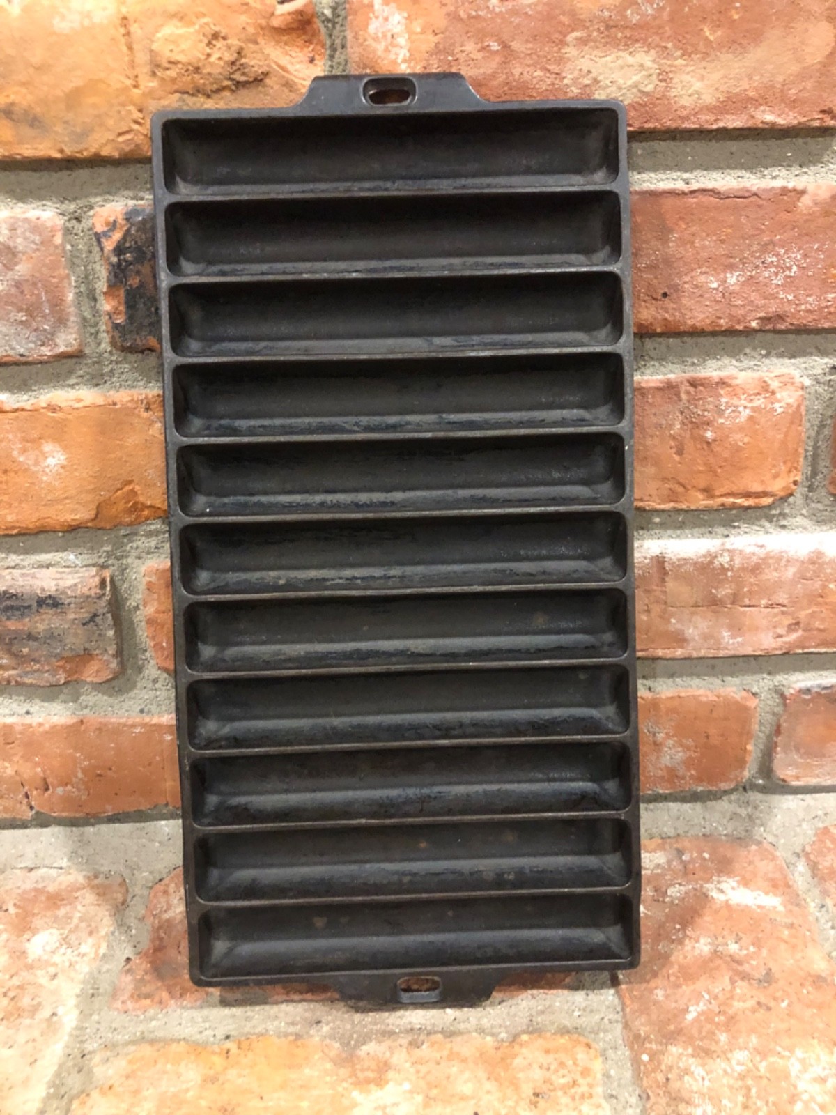 Vintage 11 Slot Cast Iron Bread Stick Pan Unmarked Vintage 11 Slot Cast Iron Bread Stick Pan Unmarked