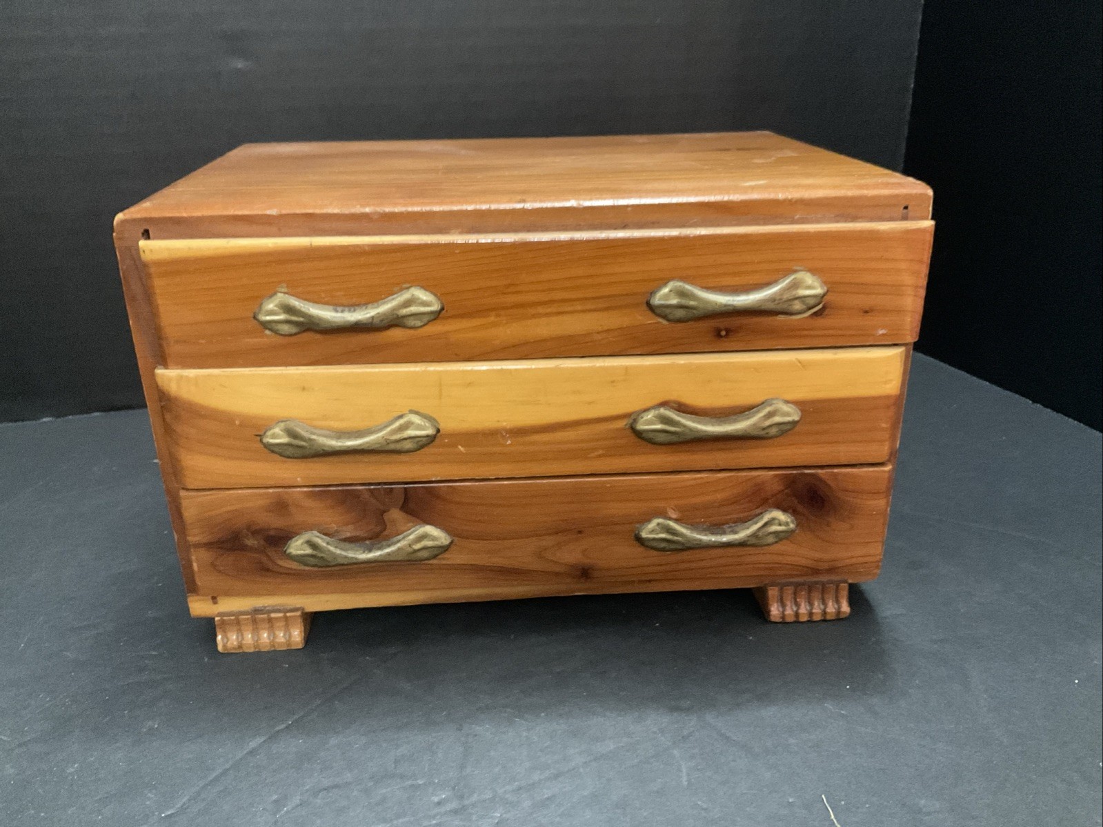 Vintage Cedar Mini Chest of Drawers Trinket Box 3 Drawers Brass Pulls Vintage Cedar Mini Chest of Drawers Trinket Box 3 Drawers Brass Pulls