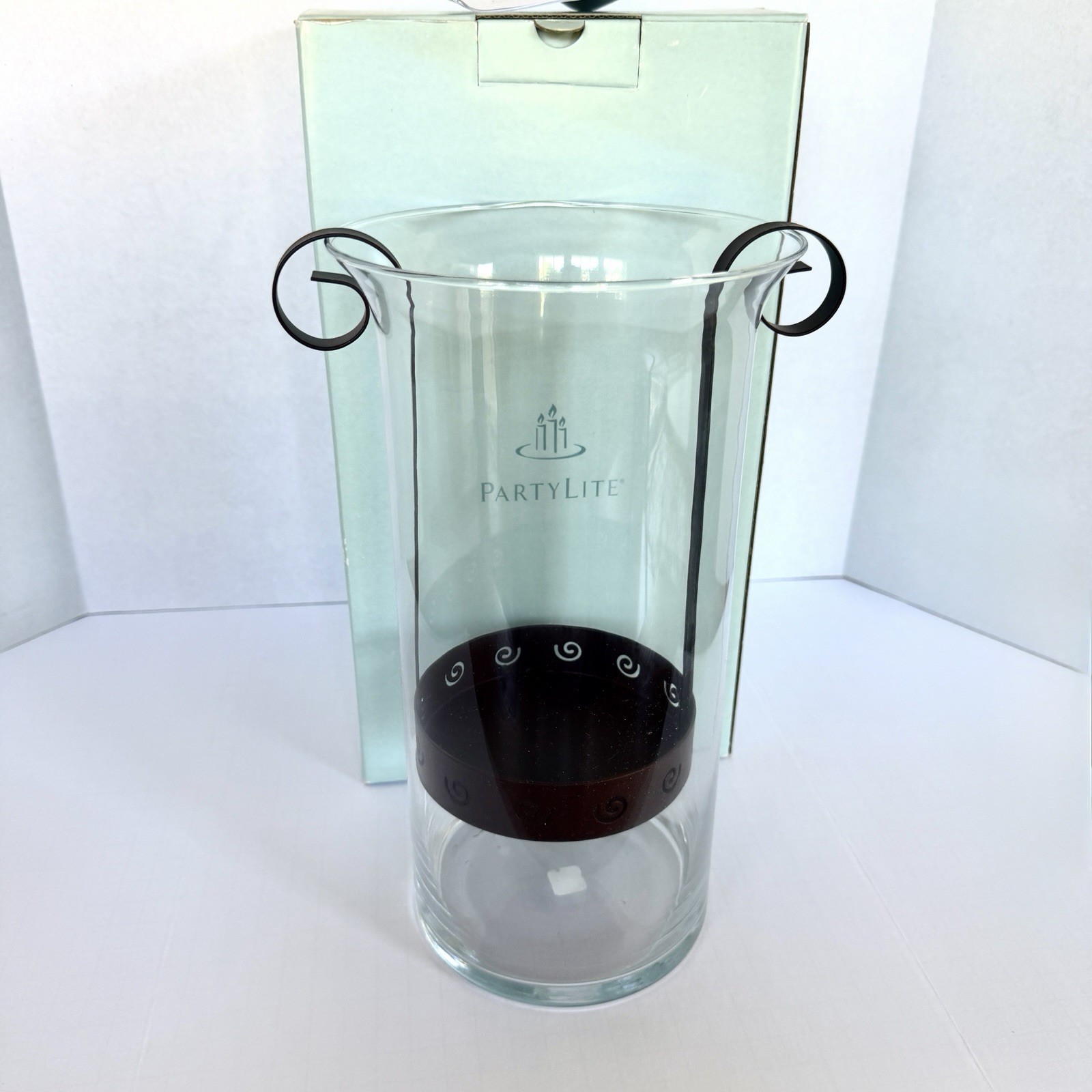 PARTYLITE SUNESTA HURRICANE CANDLE HOLDER 11” TALL RETIRED - STUNNING P8776 PARTYLITE SUNESTA HURRICANE CANDLE HOLDER 11” TALL RETIRED - STUNNING P8776