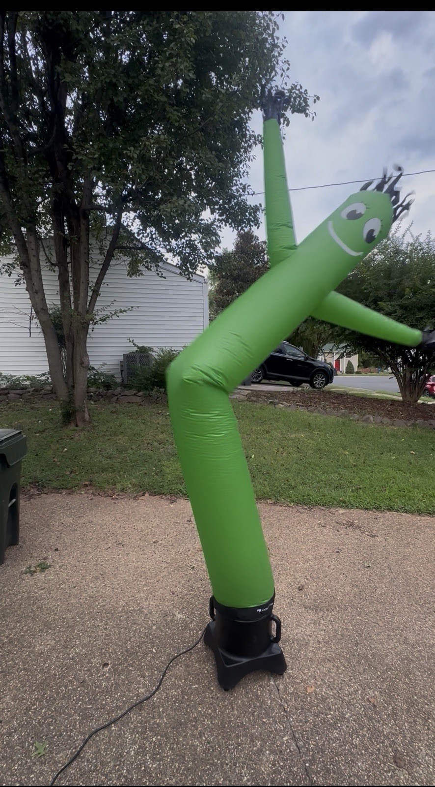 MOUNTO SK12 Green Inflatable Air Dancer Tube Man w/ Blower, Corded Outdoor 10FT