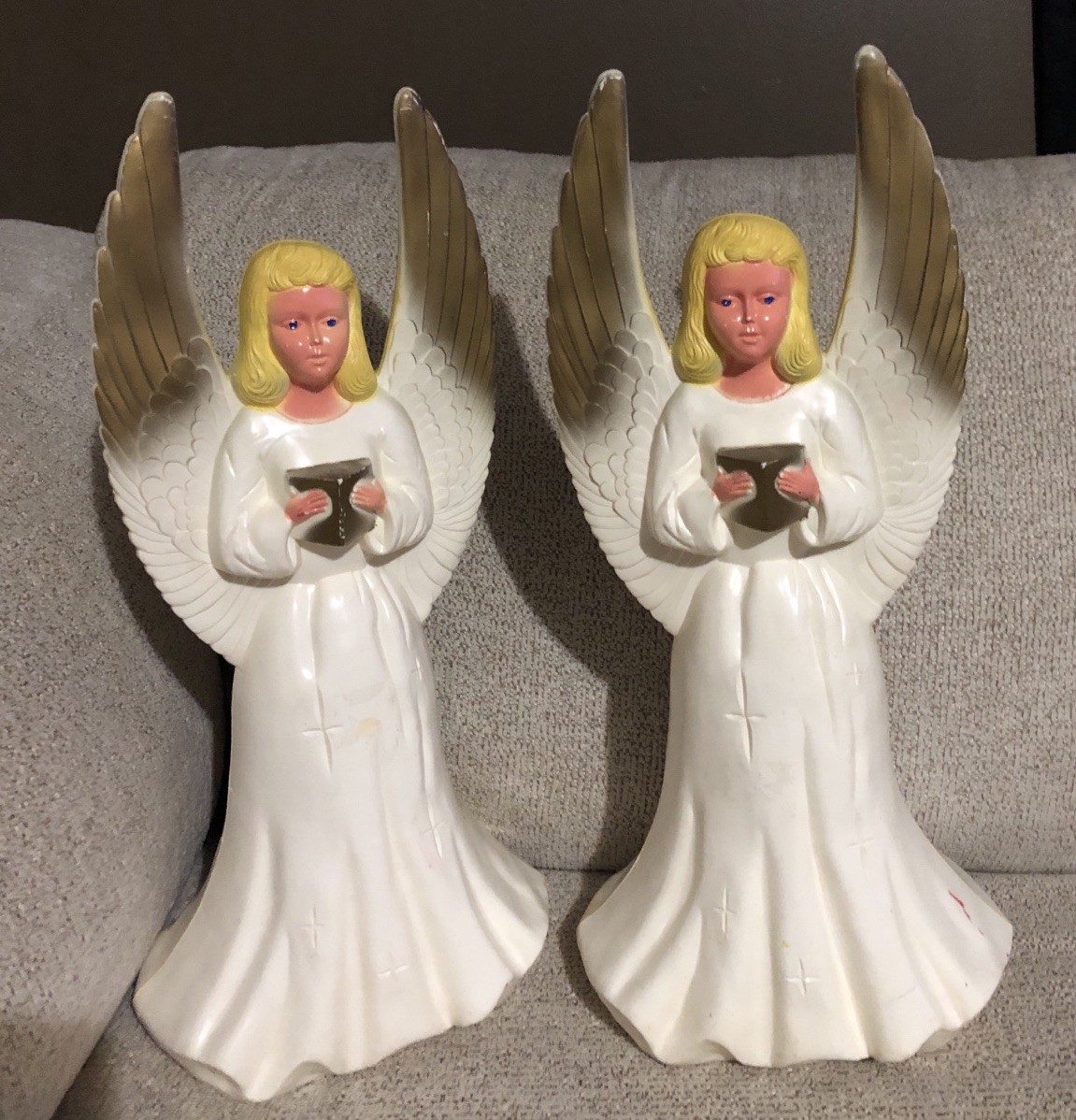 2 Vintage 1988 Union Products Angel Blow Mold 18 In Tall Christmas Angels Lot 2 Vintage 1988 Union Products Angel Blow Mold 18 In Tall Christmas Angels Lot