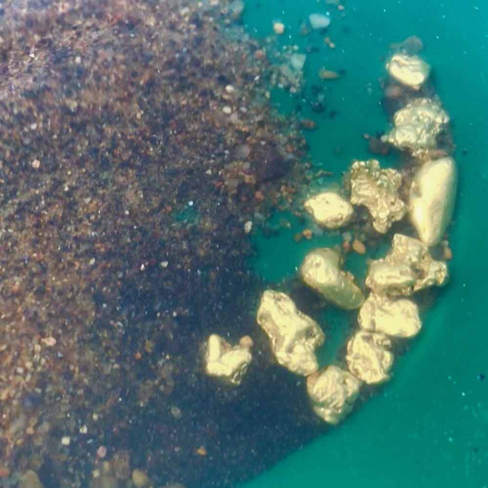 Gold Paydirt PREMIUM - 6 LBS - Unsearched Gold Panning Bag - Nuggets Pickers Gold Paydirt PREMIUM - 6 LBS - Unsearched Gold Panning Bag - Nuggets Pickers