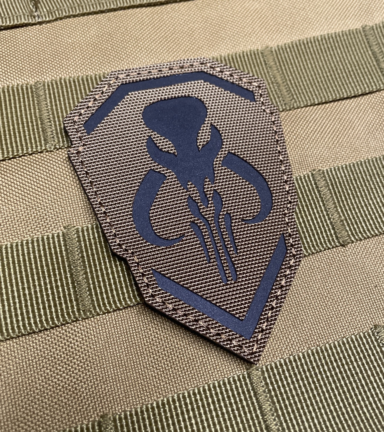 Mandalorian Star Wars Mythosaur IR Infrared Reflective Tactical Patch Hook Loop Mandalorian Star Wars Mythosaur IR Infrared Reflective Tactical Patch Hook Loop