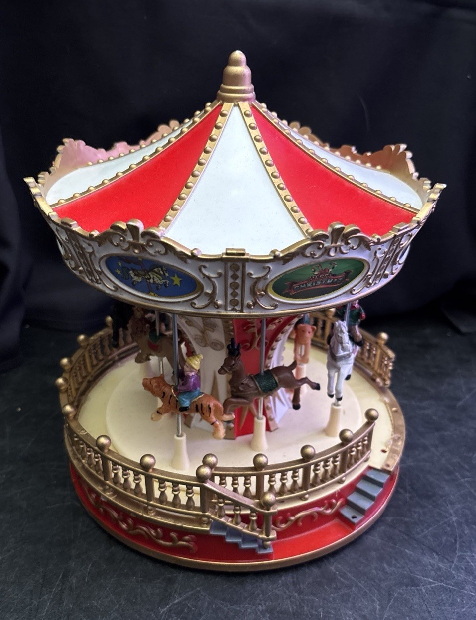 Wizardi Christmas Carousel Decoration. Animated Christmas Village F07M4-10 Wizardi Christmas Carousel Decoration. Animated Christmas Village F07M4-10